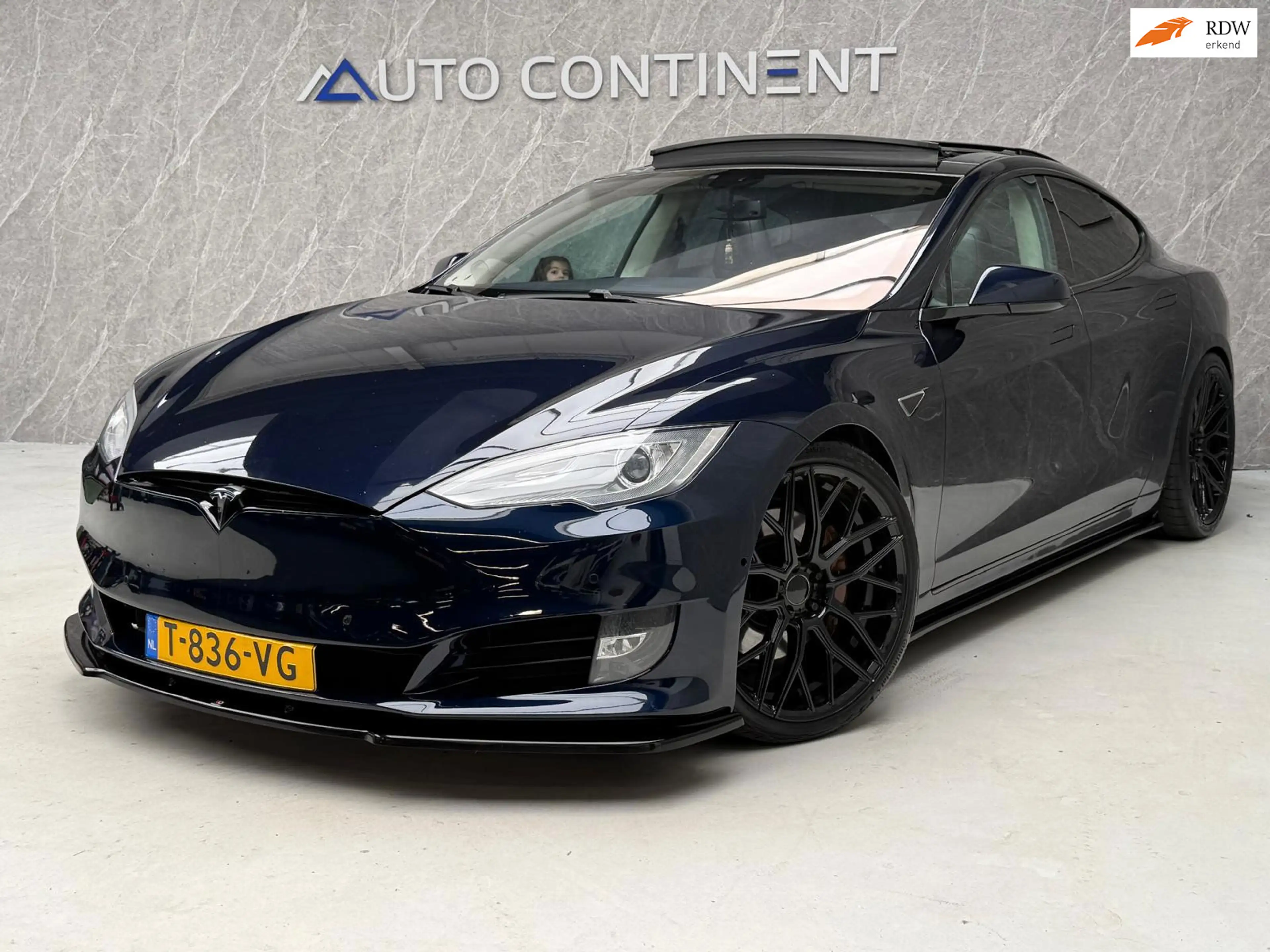 Tesla Model S 85 / Free Charge / Nwe Accu / SoH 90%