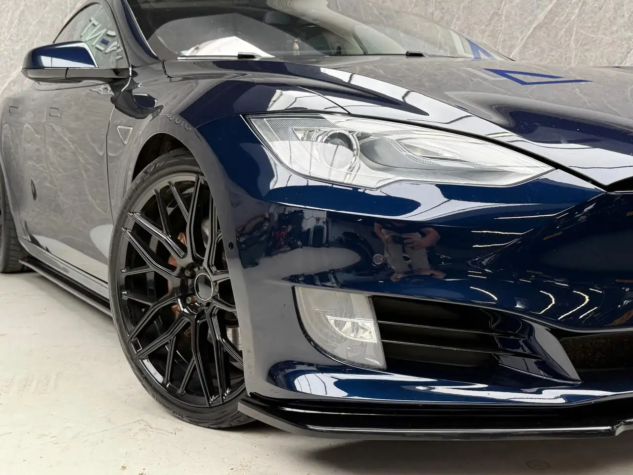 Tesla Model S 85 421ch - Supercharge gratuite - Soh 90% - Batterie changée - Toit ouvrant - Pack Maxton - Autonomie 345km