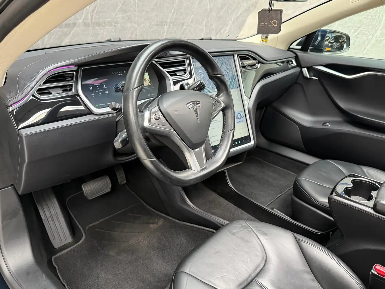 Tesla Model S 85 421ch - Supercharge gratuite - Soh 90% - Batterie changée - Toit ouvrant - Pack Maxton - Autonomie 345km