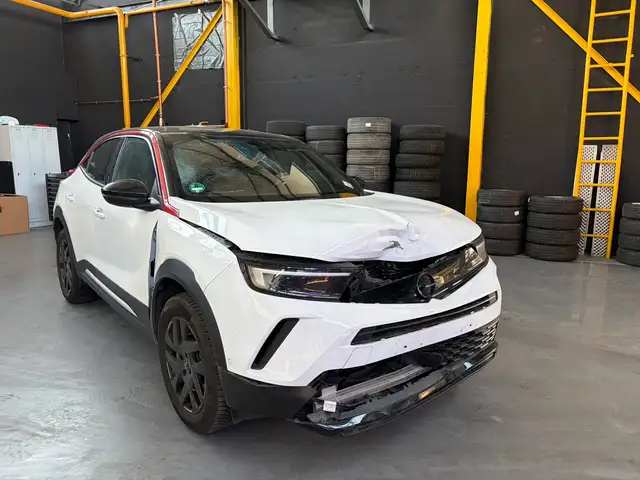 Opel Mokka GS Line Klimaautomatik, Navi, Teilleder