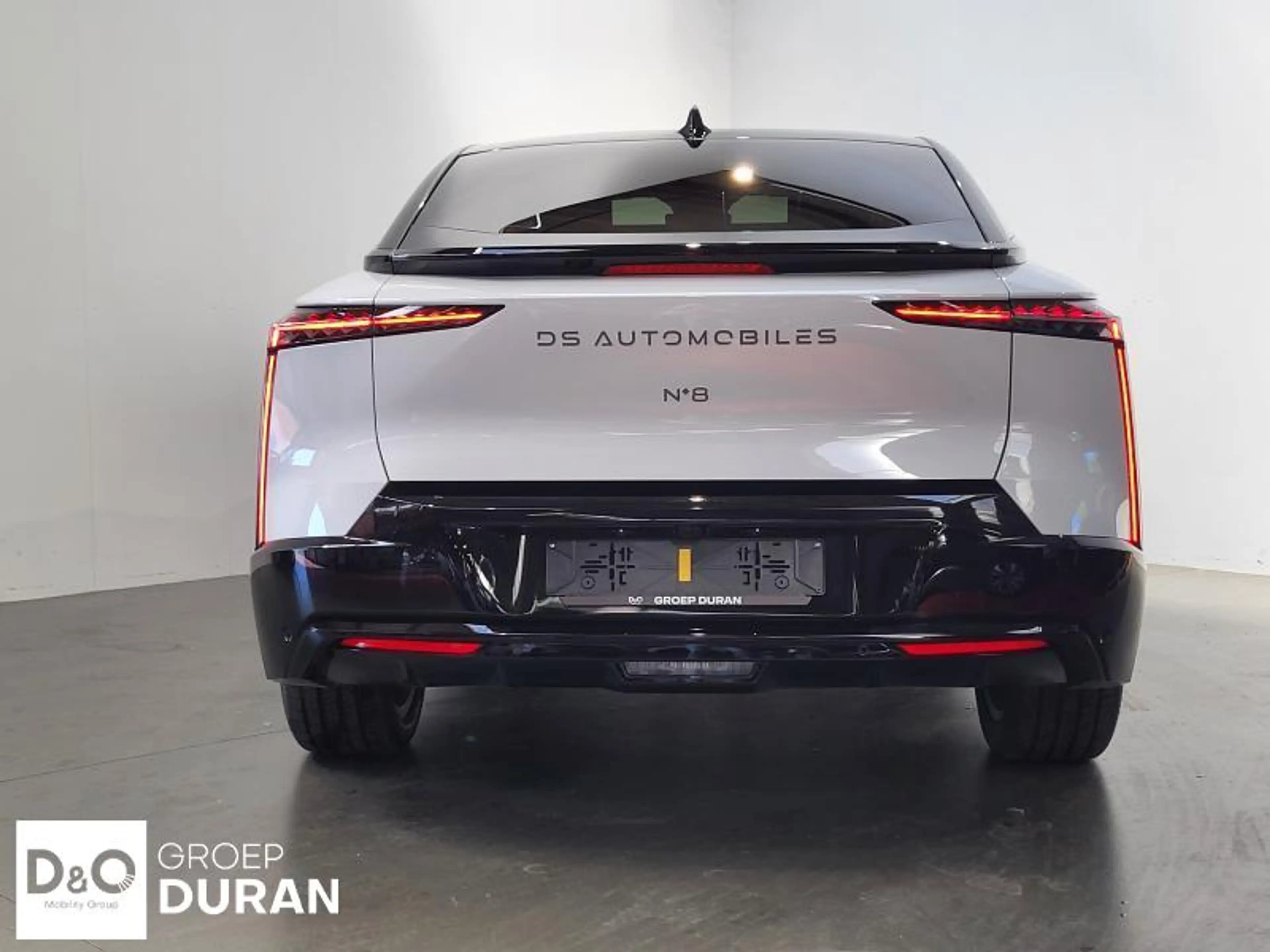 DS Automobiles N°8 Etoile FWD 73kWh — photo 5