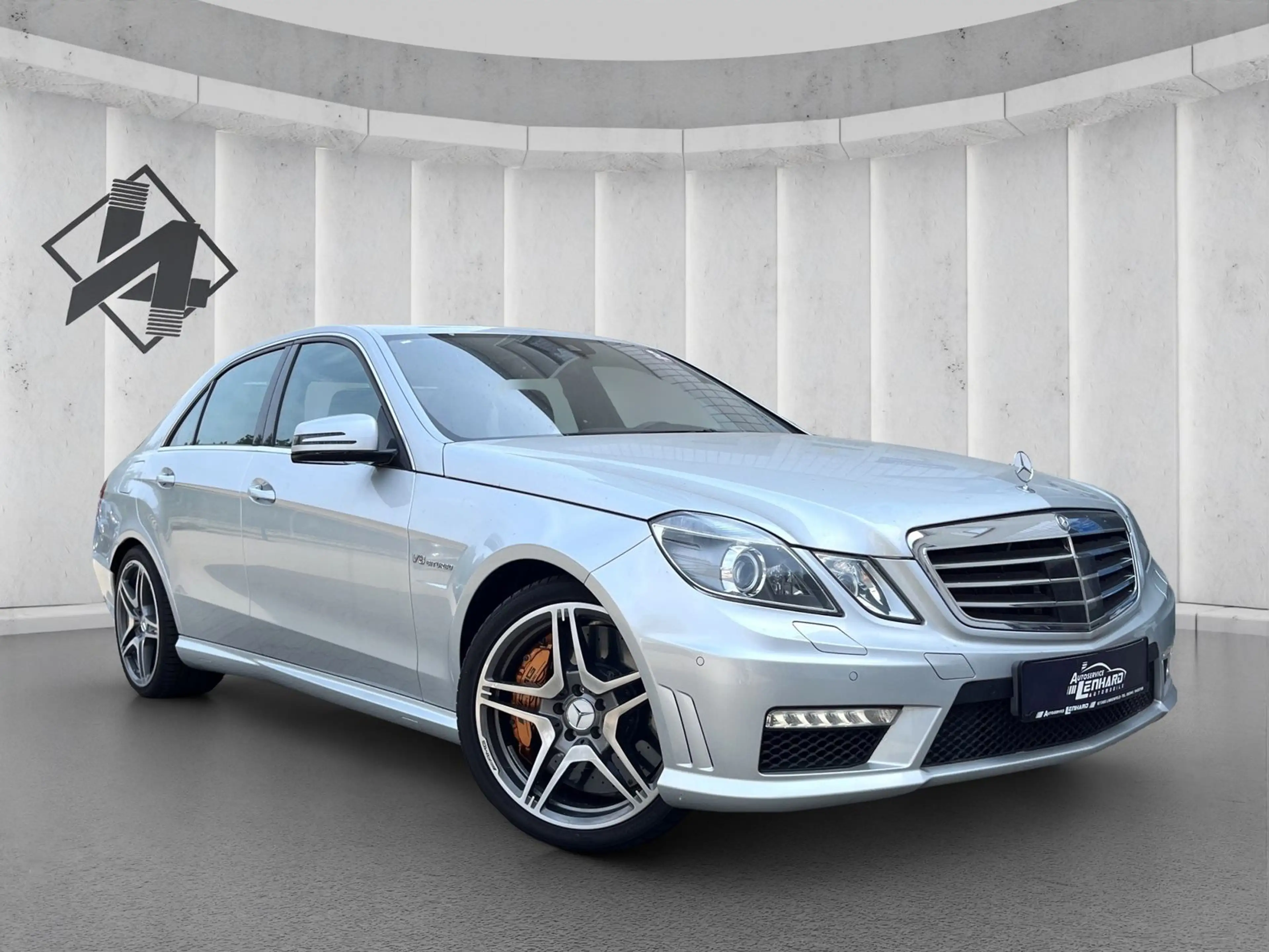 Mercedes-Benz E 63 AMG *Perf*Harman*Keramik*Keyless*