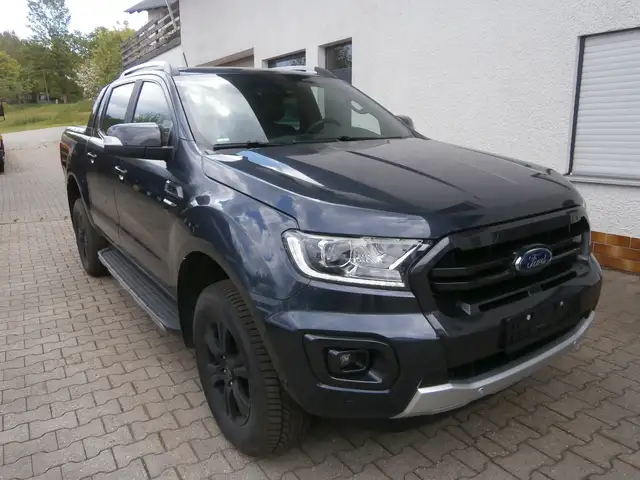 Ford Ranger Wildtrak Doppelkabine 4x4 Standheizung LM Felgen
