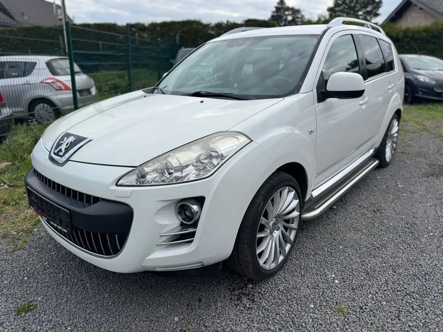 Peugeot 4007 4007 Automatik 7-Sitzer Sport Weiß - 1