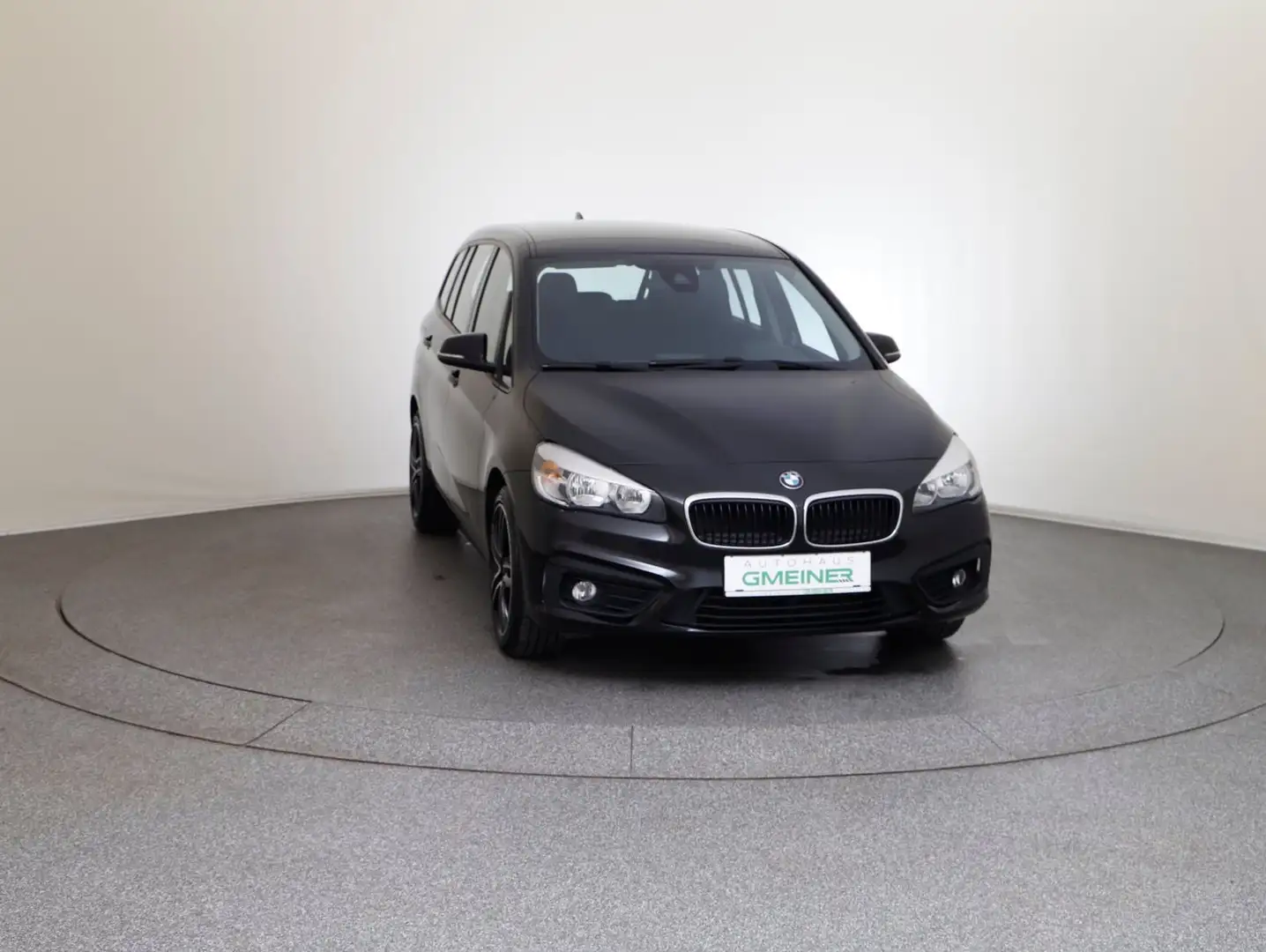 BMW 218 BMW 218d Gran Tourer Advantage Zwart - 2