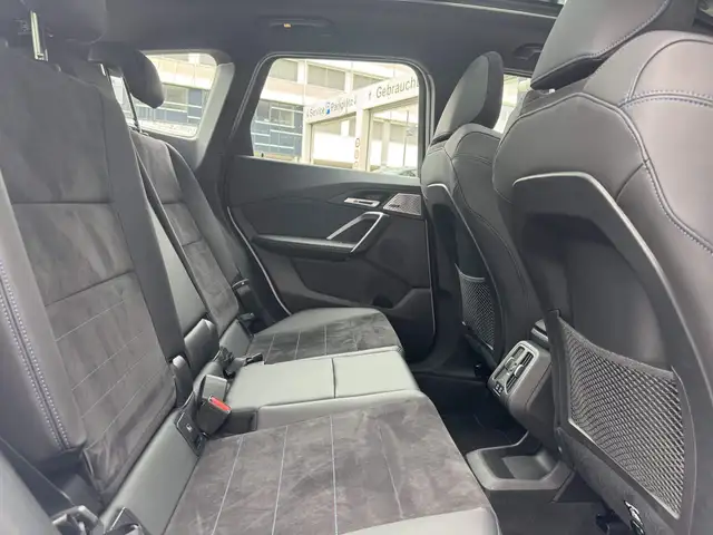 BMW X1 view 5