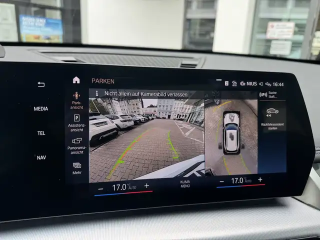 BMW X1 view 12