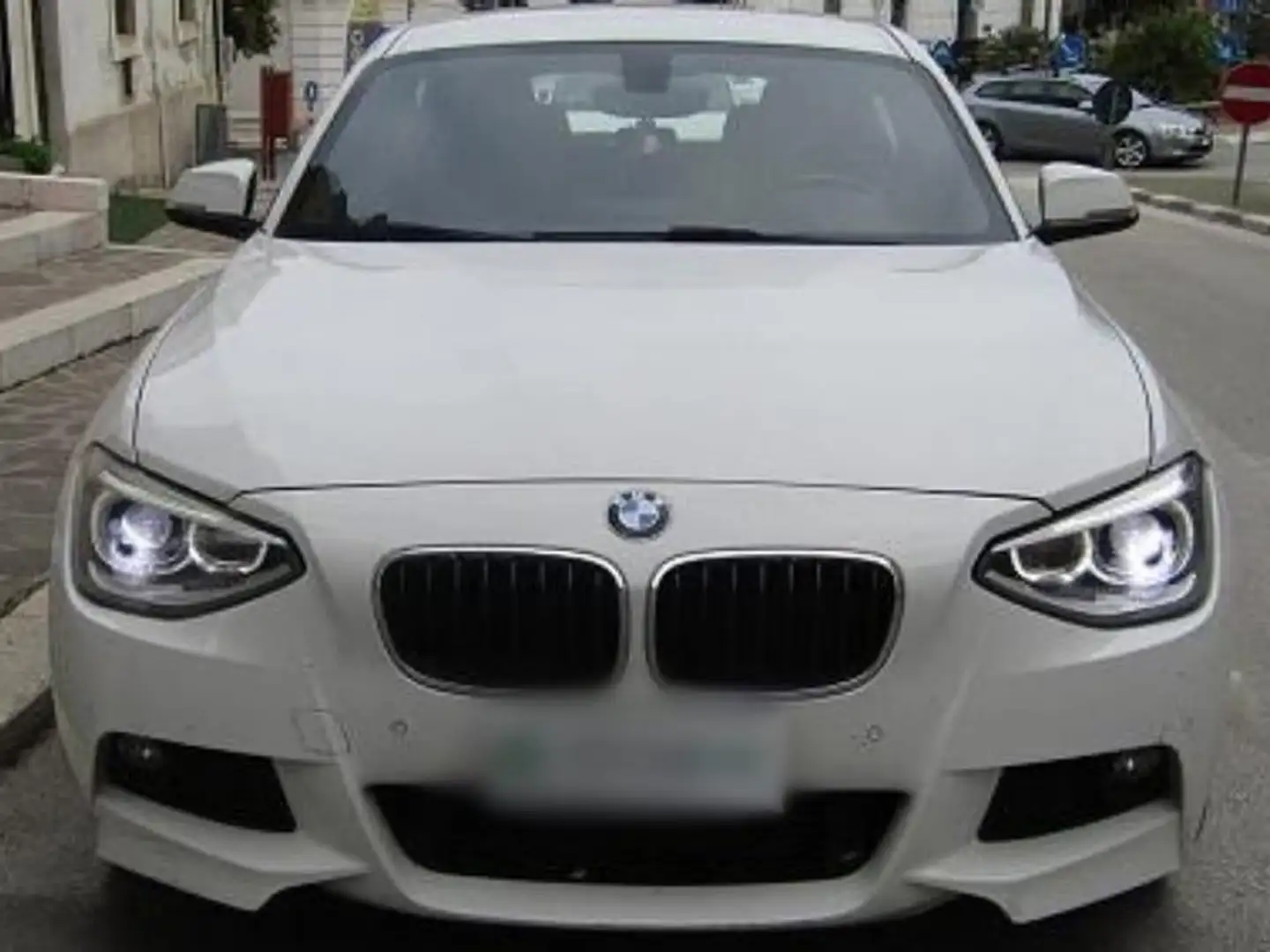 BMW 120 Serie 1 F/20-21 2011 120d 5p Msport Bianco - 2
