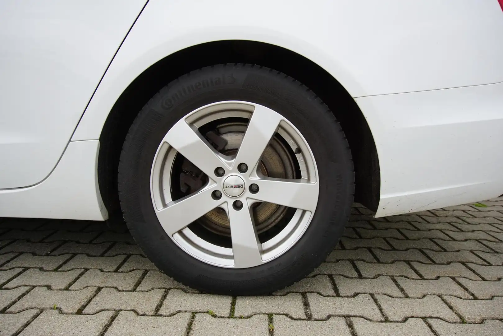 Audi A6 3.0TDI Avant Pano Navi Bi-Xenon PDC Blanc - 2