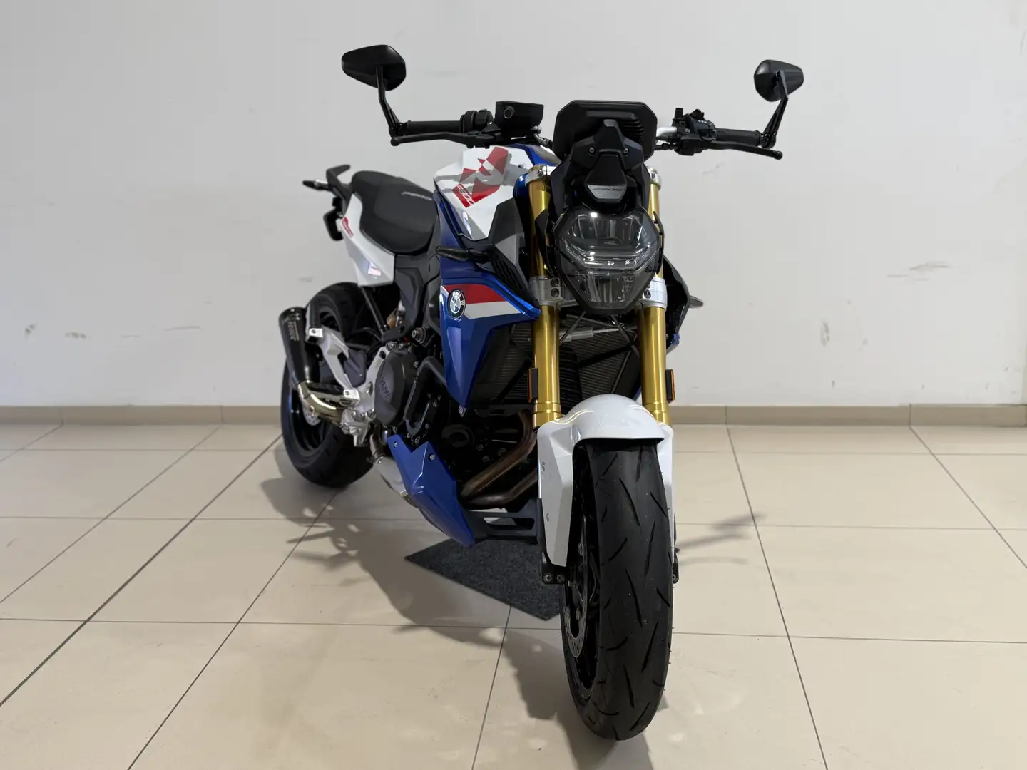 BMW F 900 R StyleSport+MIV+Vollausstattung+5J. Oil Inklusive Blanco - 1