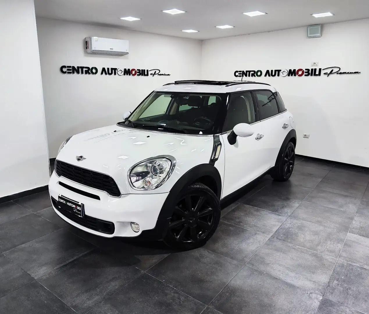 MINI Cooper SD Countryman Mini 2.0 Cooper SD Countryman Tetto Navi Led Blanc - 1