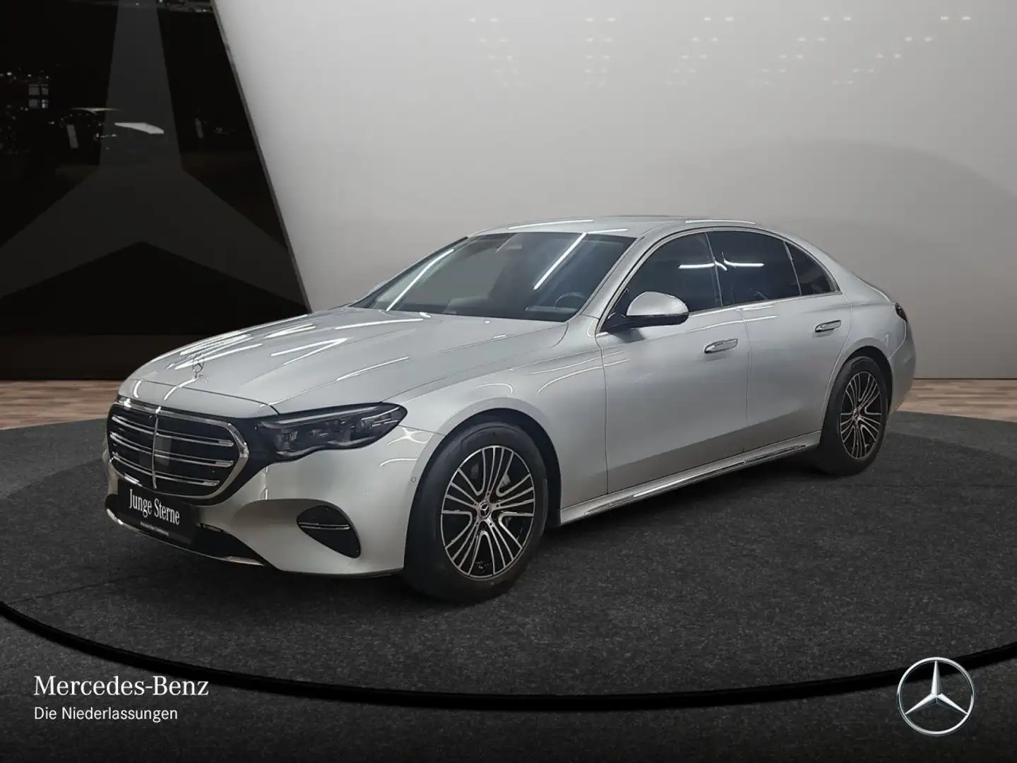 Mercedes-Benz E 200 360° Burmester Sitzklima Spurhalt-Ass PTS 9G Silber - 2