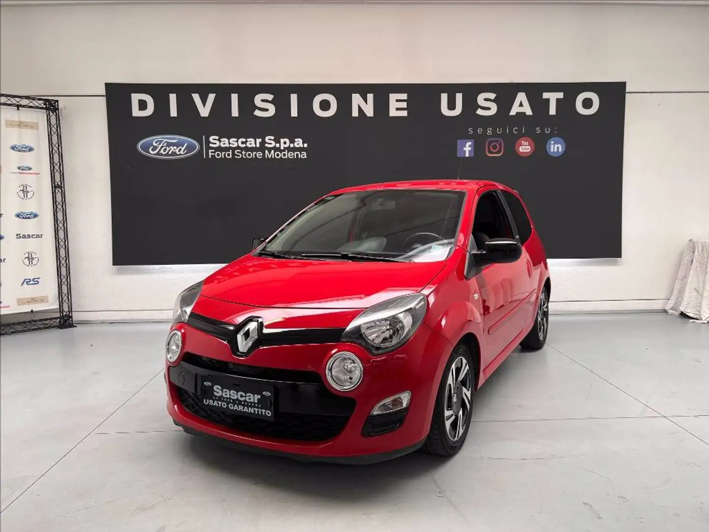 Renault Twingo 1.2 Live 75cv Rosso - 1