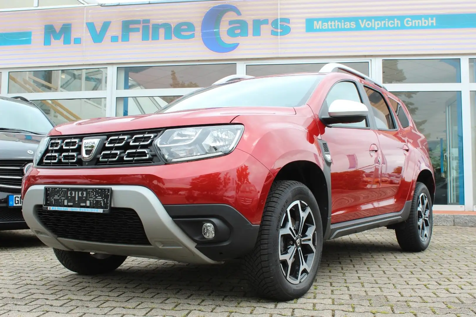 Dacia Duster II Adventure Rot - 1
