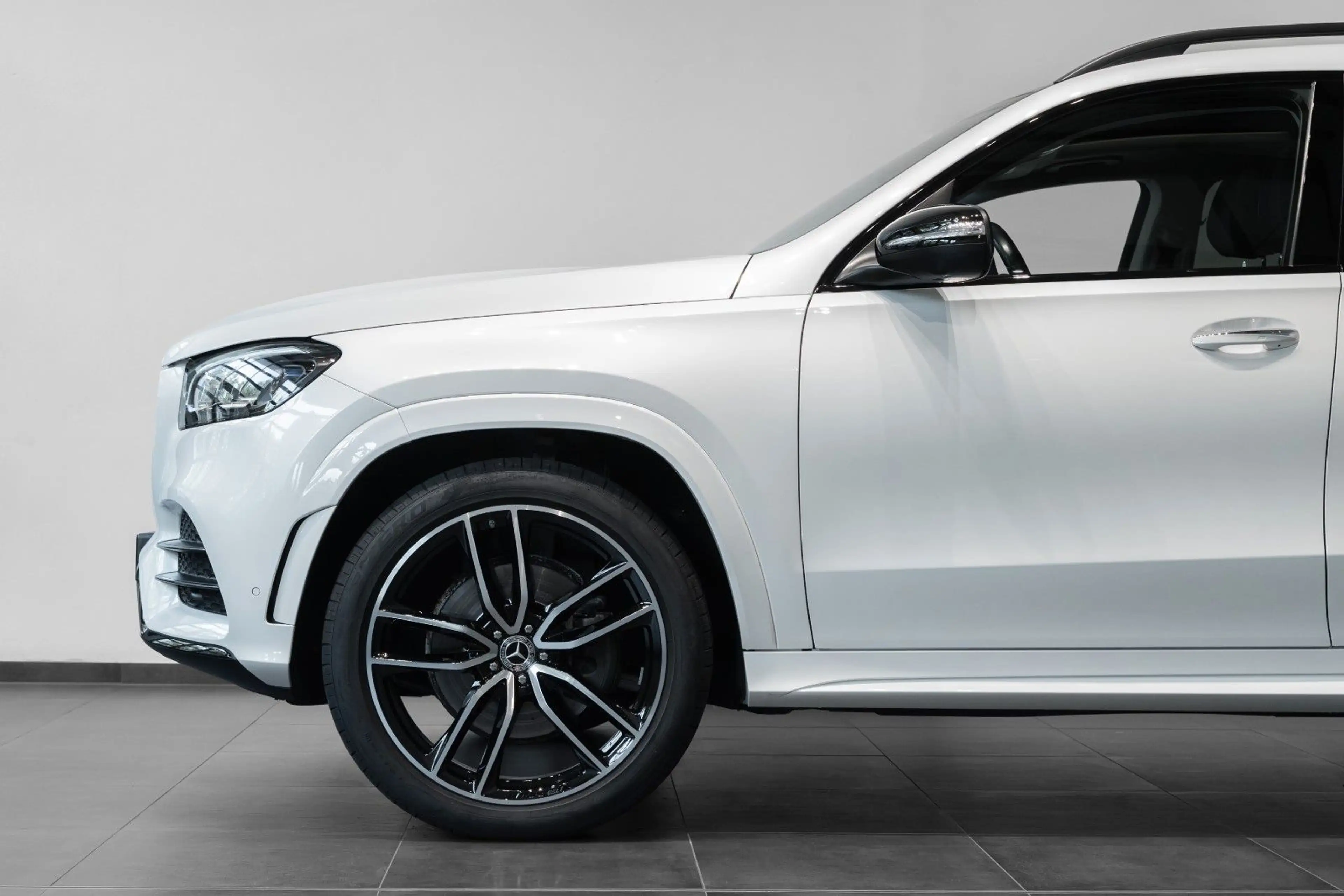 Mercedes-Benz GLS 580 4Matic AMG NIGHT 7 SITZE PANO ADAS AHK — photo 7