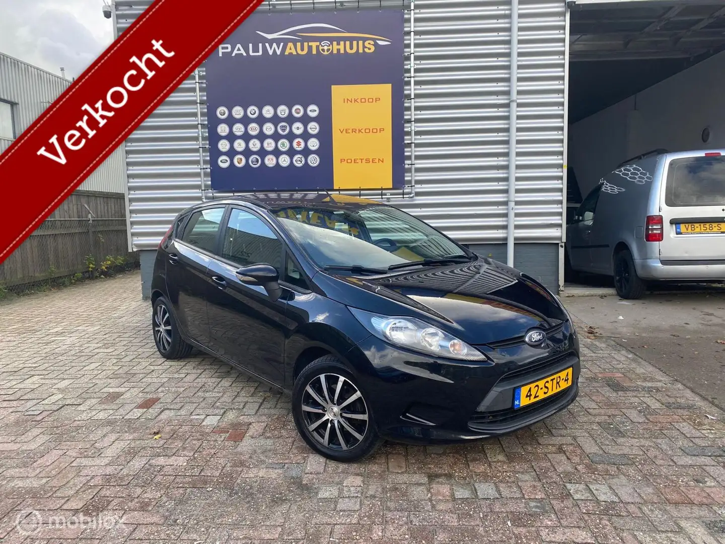 Ford Fiesta 1.25 Limited |ACTIE ! Airco| Nieuwe APK| 5 Deurs Zwart - 1