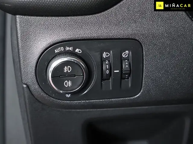 Opel Crossland view 16