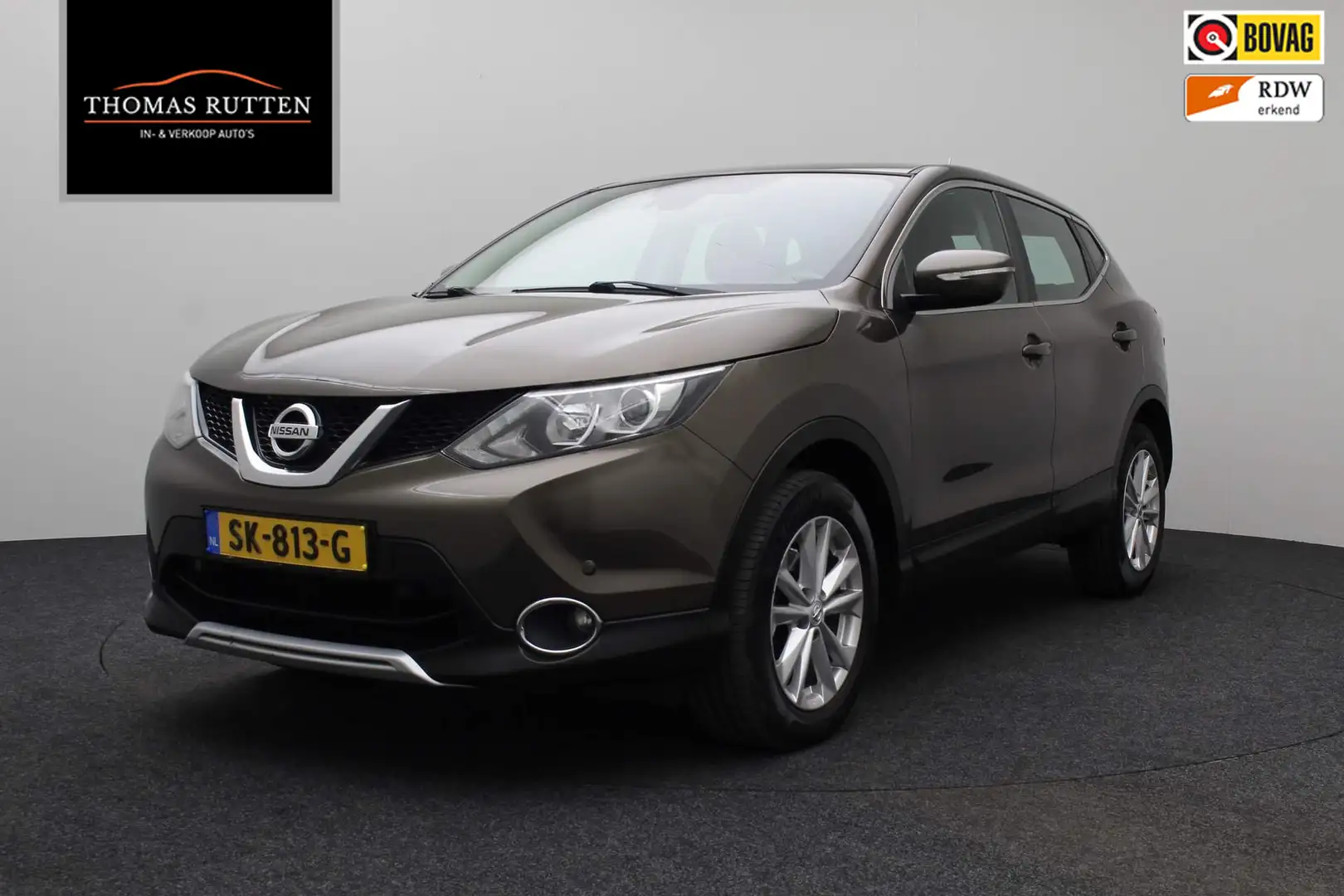 Nissan Qashqai 1.2 Connect Edition 2015 | Airco | Trekhaak | Navi Marrón - 1