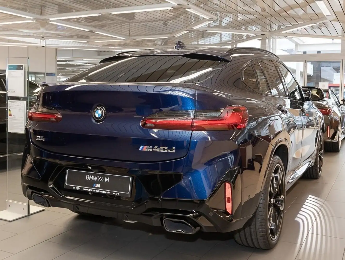BMW X4 M 40d Head-Up HK HiFi DAB LED WLAN Standhzg. Modrá - 2
