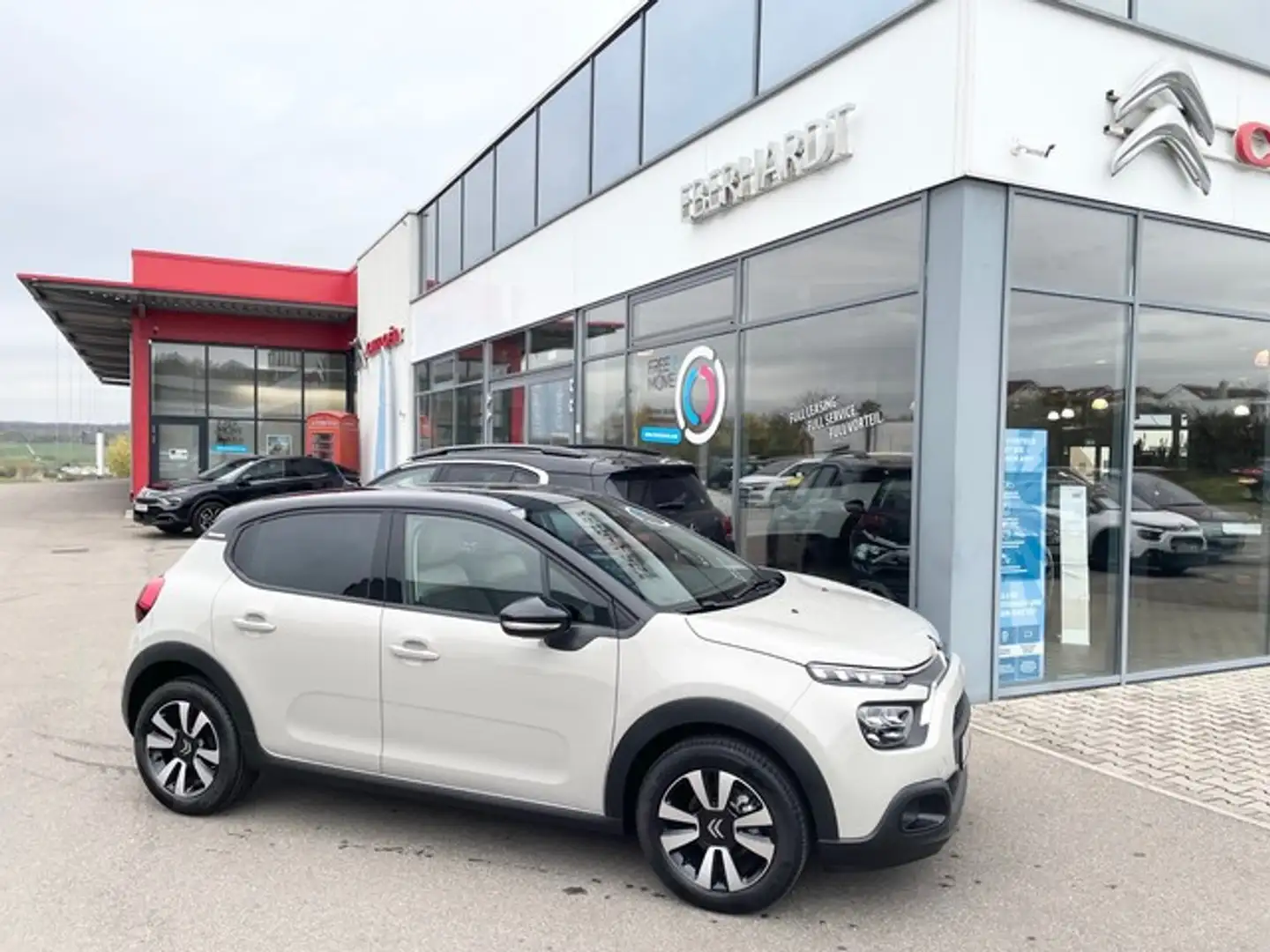 Citroen C3 PureTech 83 Max Beige - 1