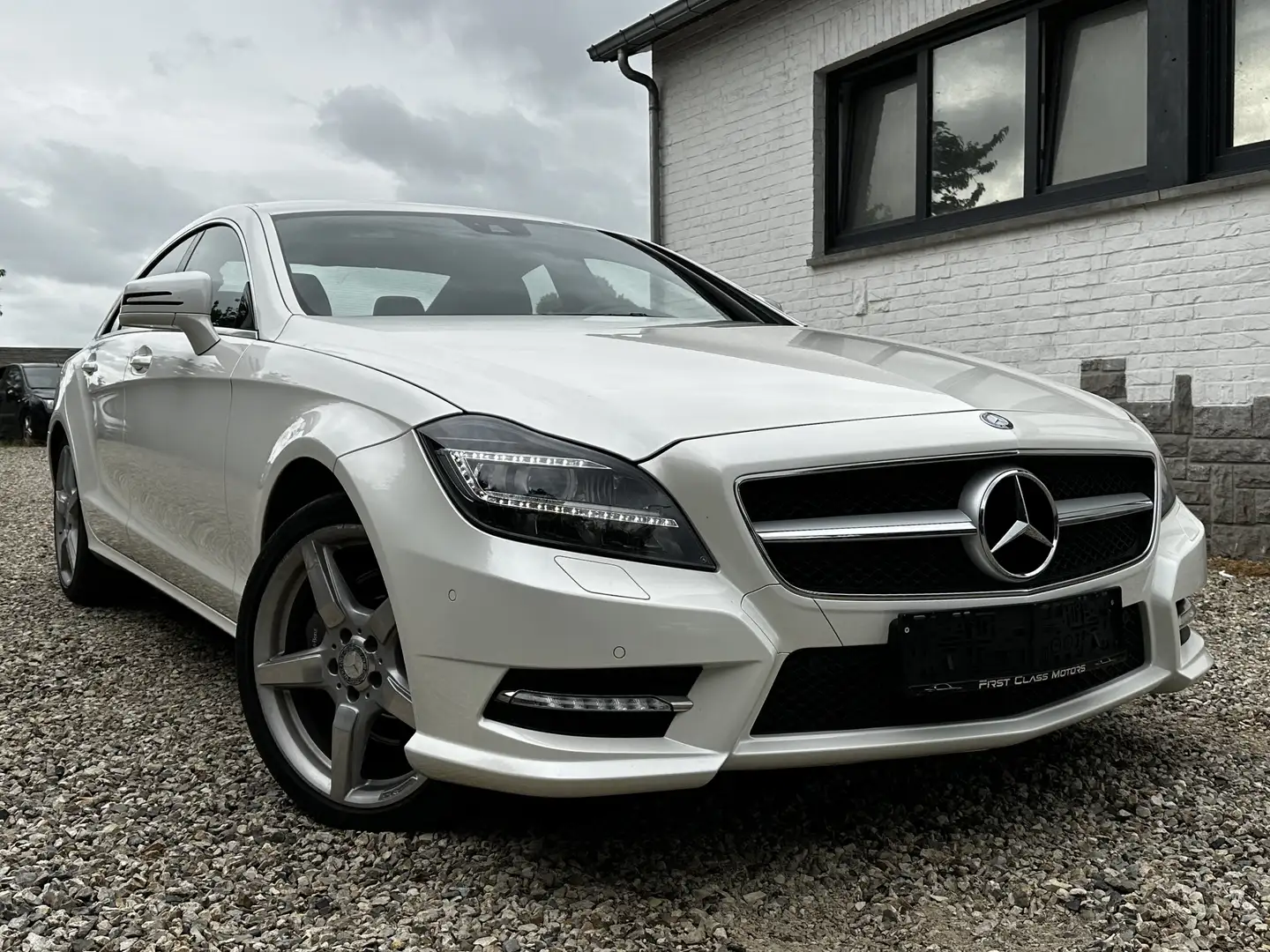 Mercedes-Benz CLS 350 CDI 4-Matic AUTOMAT/AMG/XENON/CUIR/LED/SENSOR/NAVI Blanco - 2