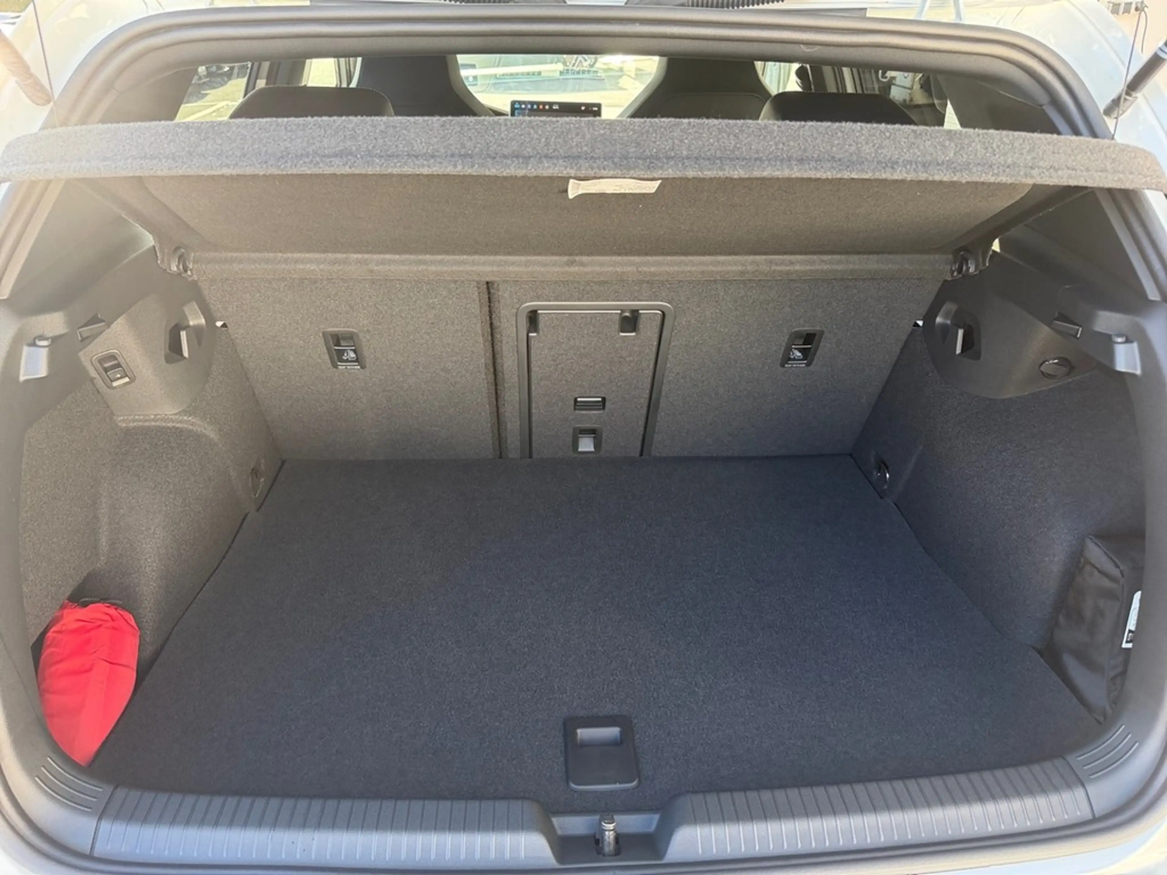Volkswagen Golf GTE 1,5 l eHybrid 177 PS 116 PS 6-DSG Ummeldung ab ... — photo 13
