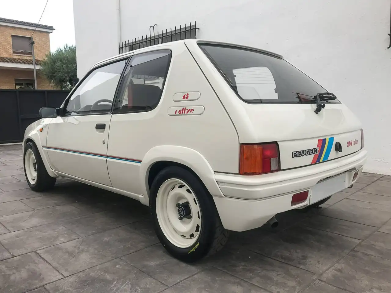 Peugeot 205 1.3i Rallye, foto 2