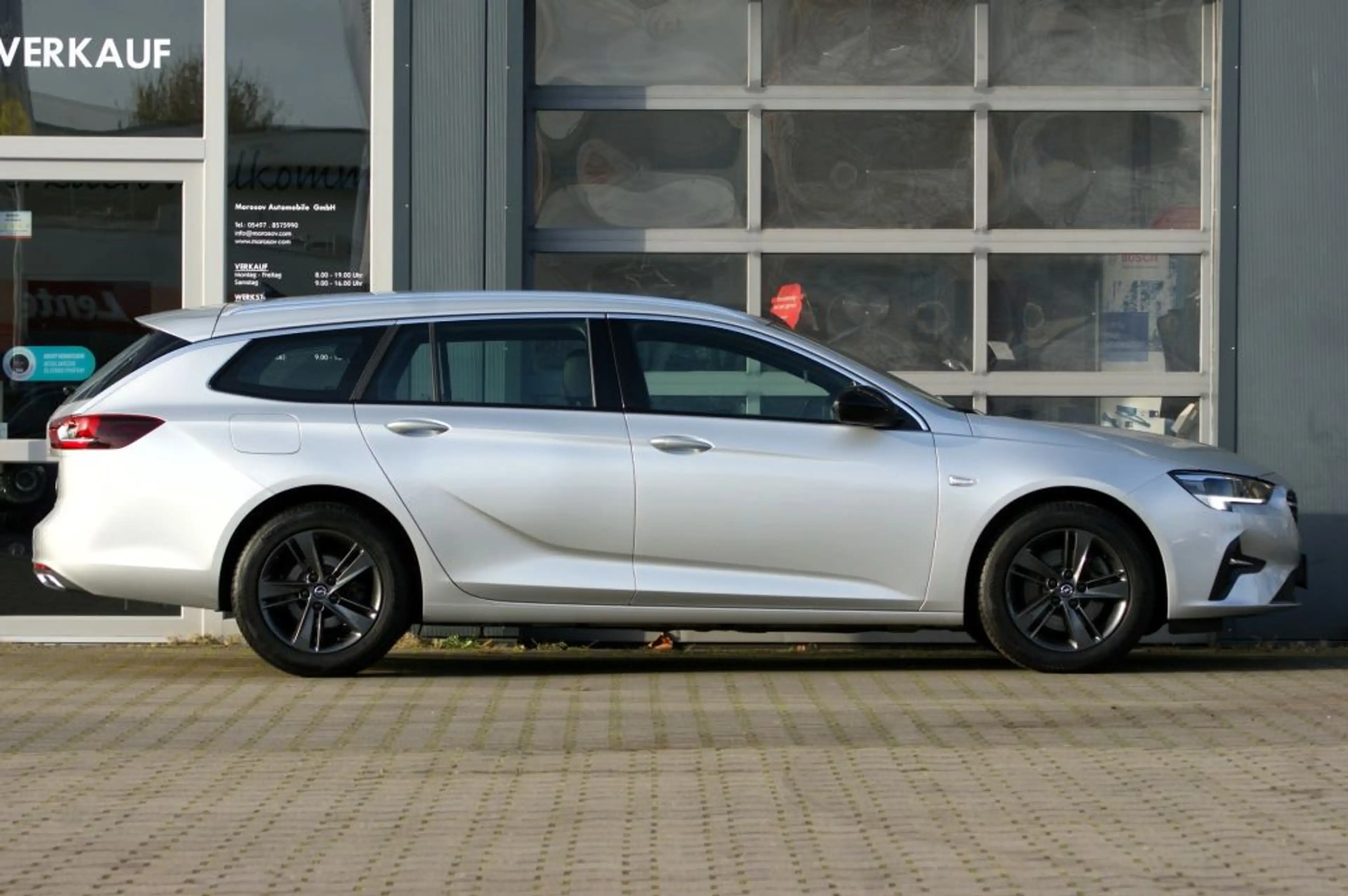 Opel Insignia Sports Tourer 2.0 Diesel Aut. Elegance — photo 8