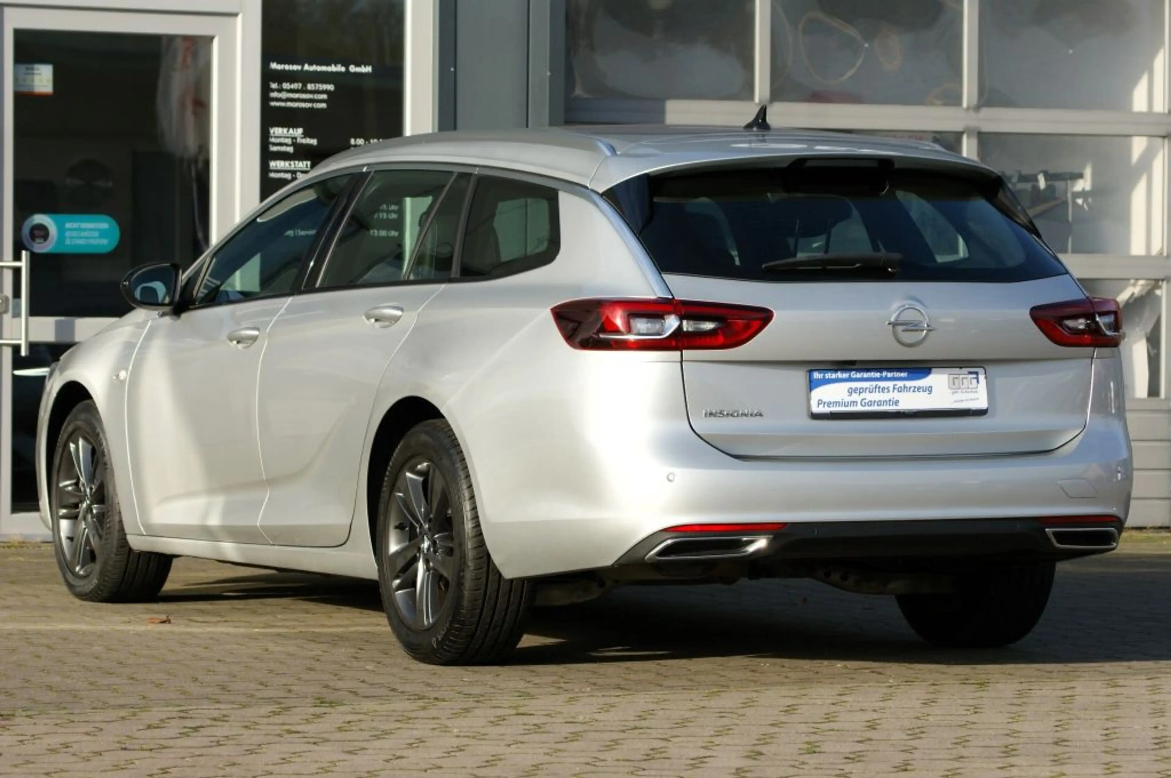 Opel Insignia Sports Tourer 2.0 Diesel Aut. Elegance — photo 3
