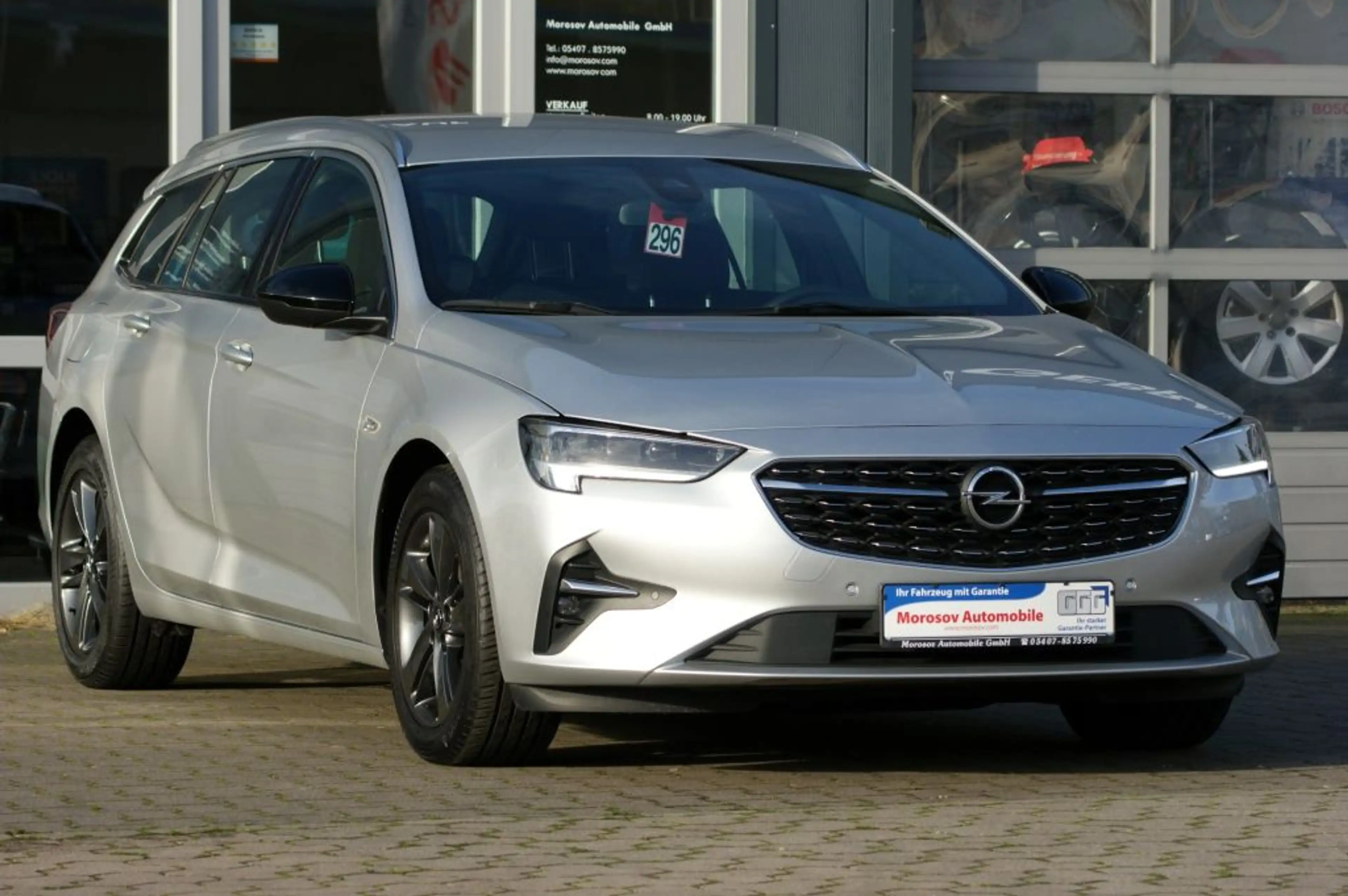 Opel Insignia Sports Tourer 2.0 Diesel Aut. Elegance — photo 2