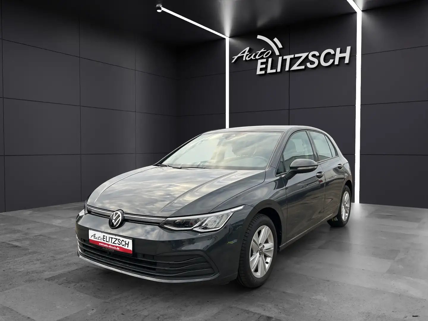 Volkswagen Golf VIII Life TDI DSG LED ACC SH PDC Navi AID DAB+ Grau - 2