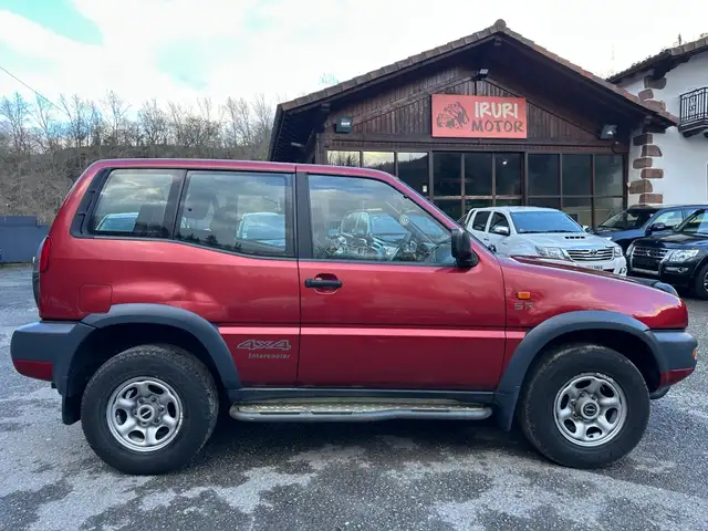 Nissan Terrano SR 2.7 TDI