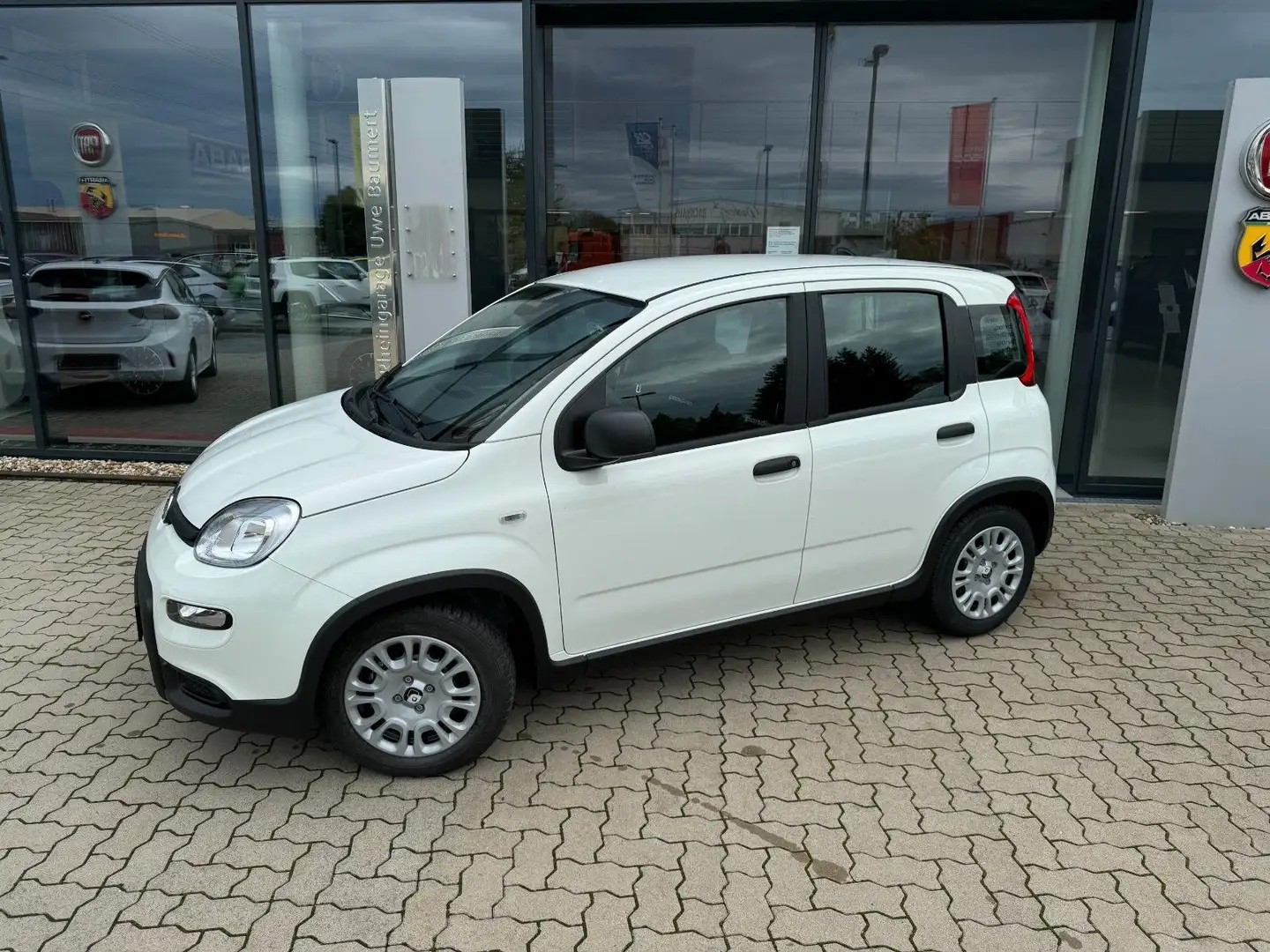 Fiat Panda 1.0 Hybrid+Komfortpaket+5Sitz Wit - 2