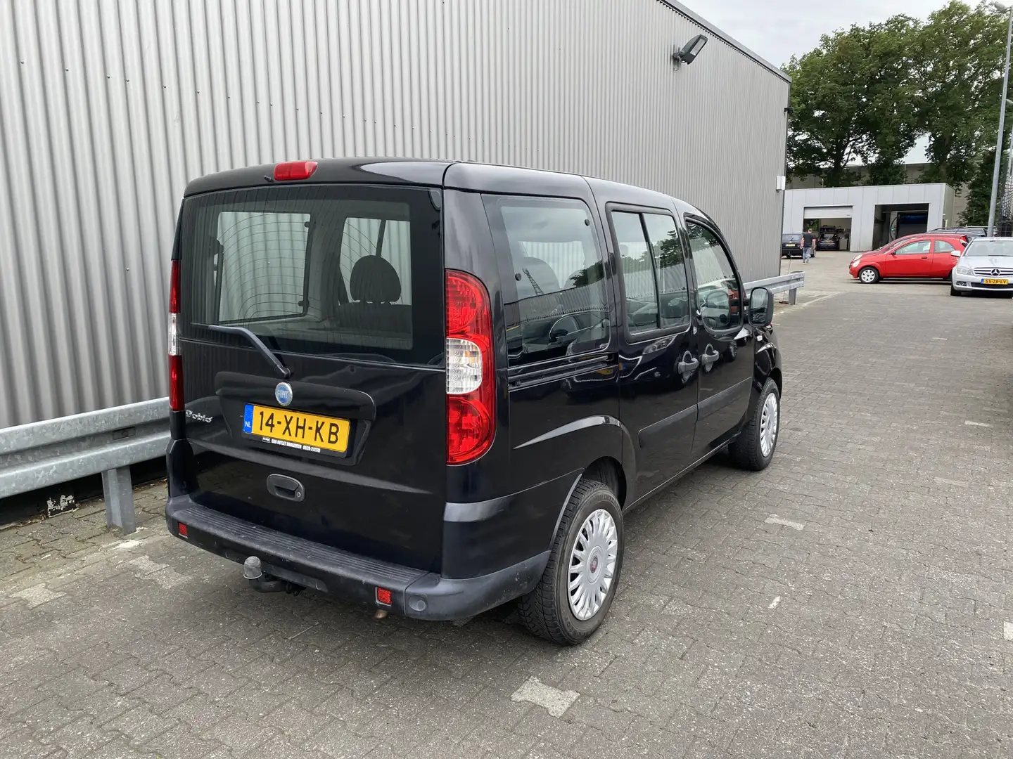 Fiat Doblo 1.4 Dynamic met Trekhaak, Airco APK – Inruil Mogel Zwart - 2