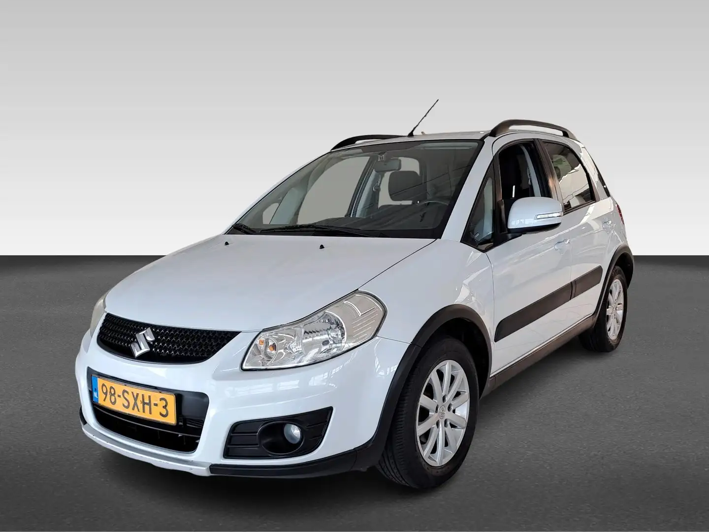 Suzuki SX4 1.6 VVT 120pk 2WD Exclusive Fehér - 1