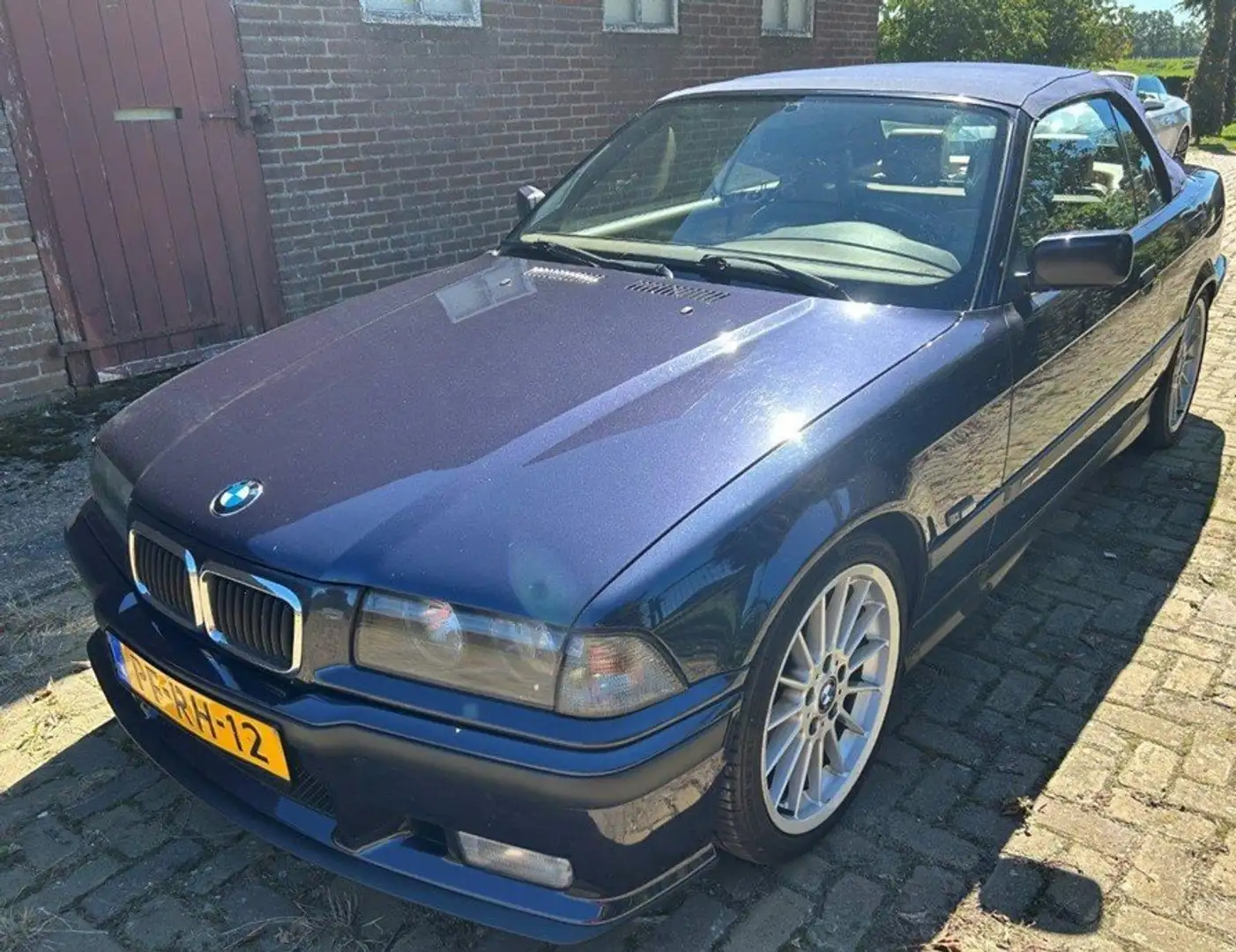 BMW 328 328i Executive Violet - 2
