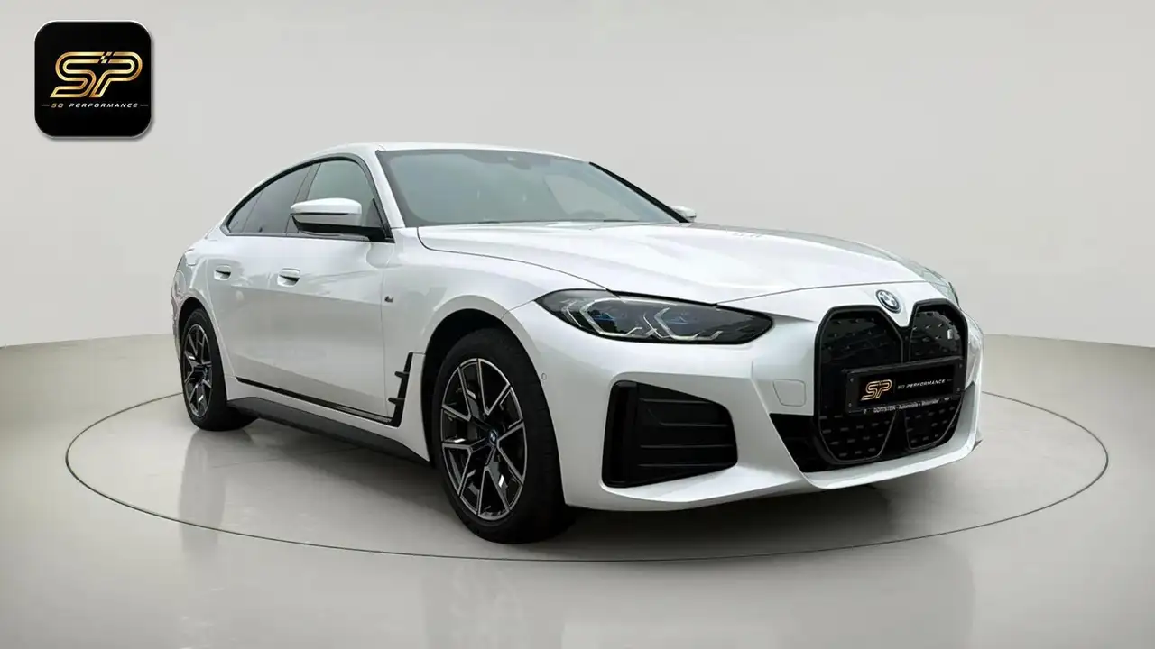 BMW i4