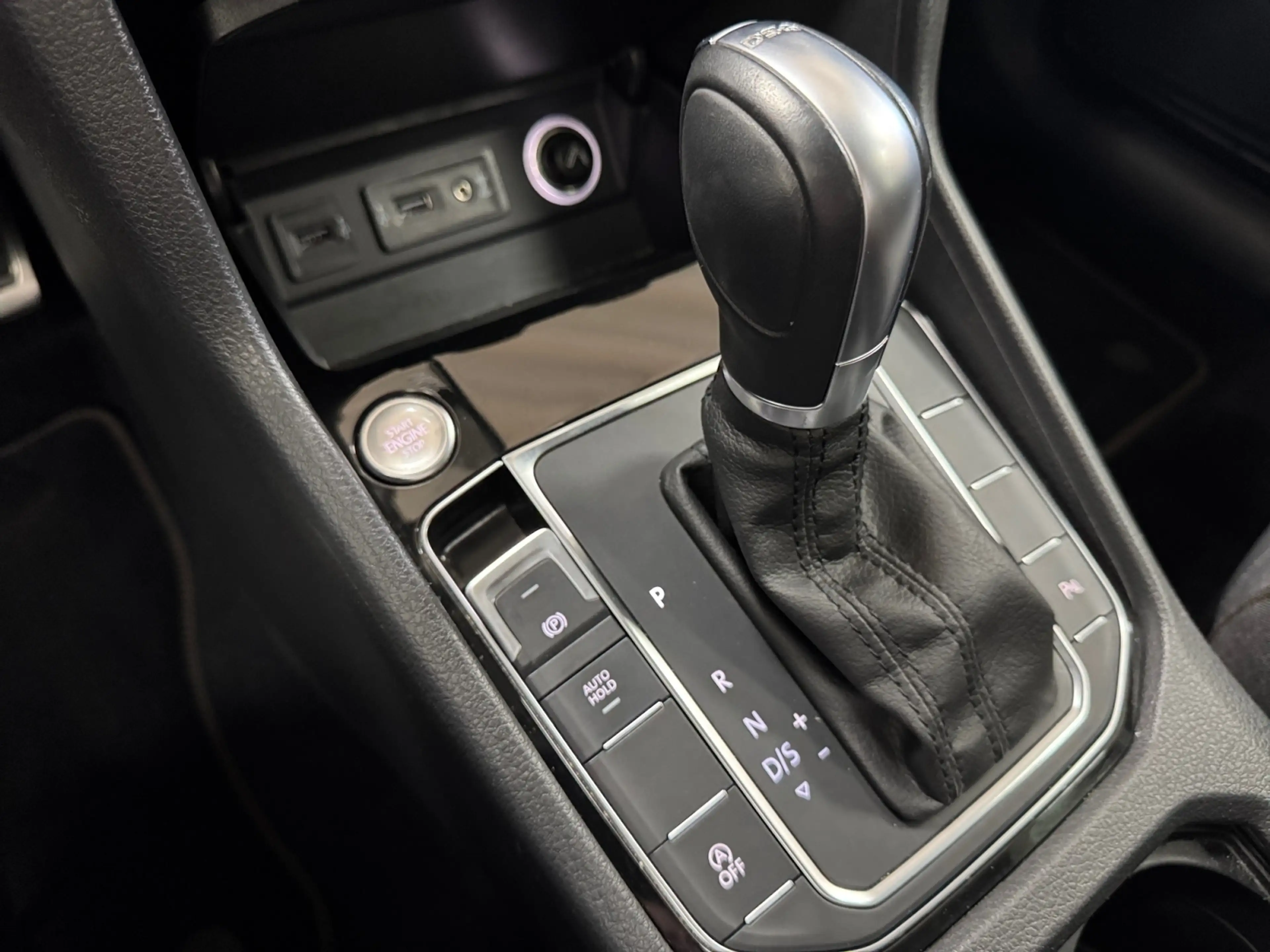 Volkswagen Golf Sportsvan 1.4 TSI DSG Allstar Xenon Navi ACC — photo 17