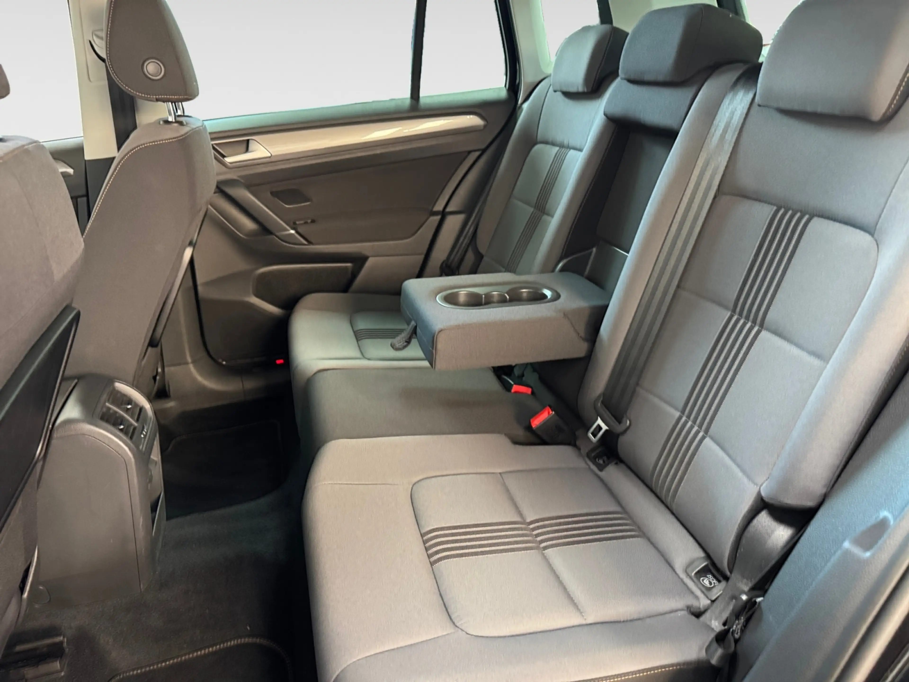 Volkswagen Golf Sportsvan 1.4 TSI DSG Allstar Xenon Navi ACC — photo 9