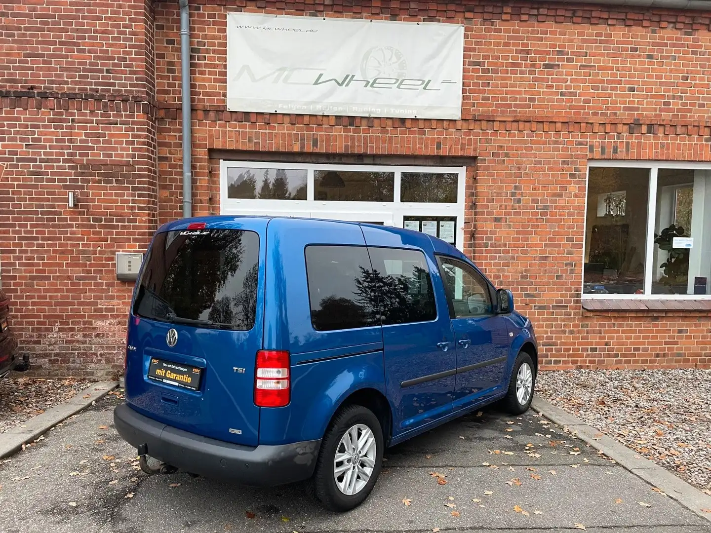 Volkswagen Caddy Kombi KLIMA+ALU+SHZ+AHK+PDC+ALLWETT HU neu Bleu - 2