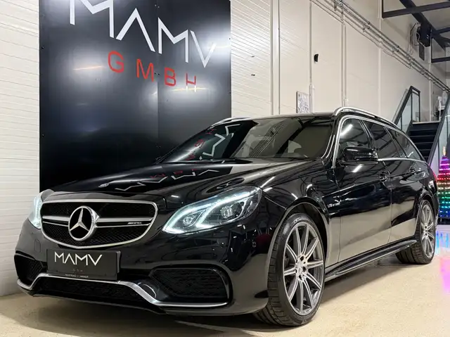 Mercedes-Benz E 63 AMG 4Matic T-Modell Performance Package V8 BiTurbo