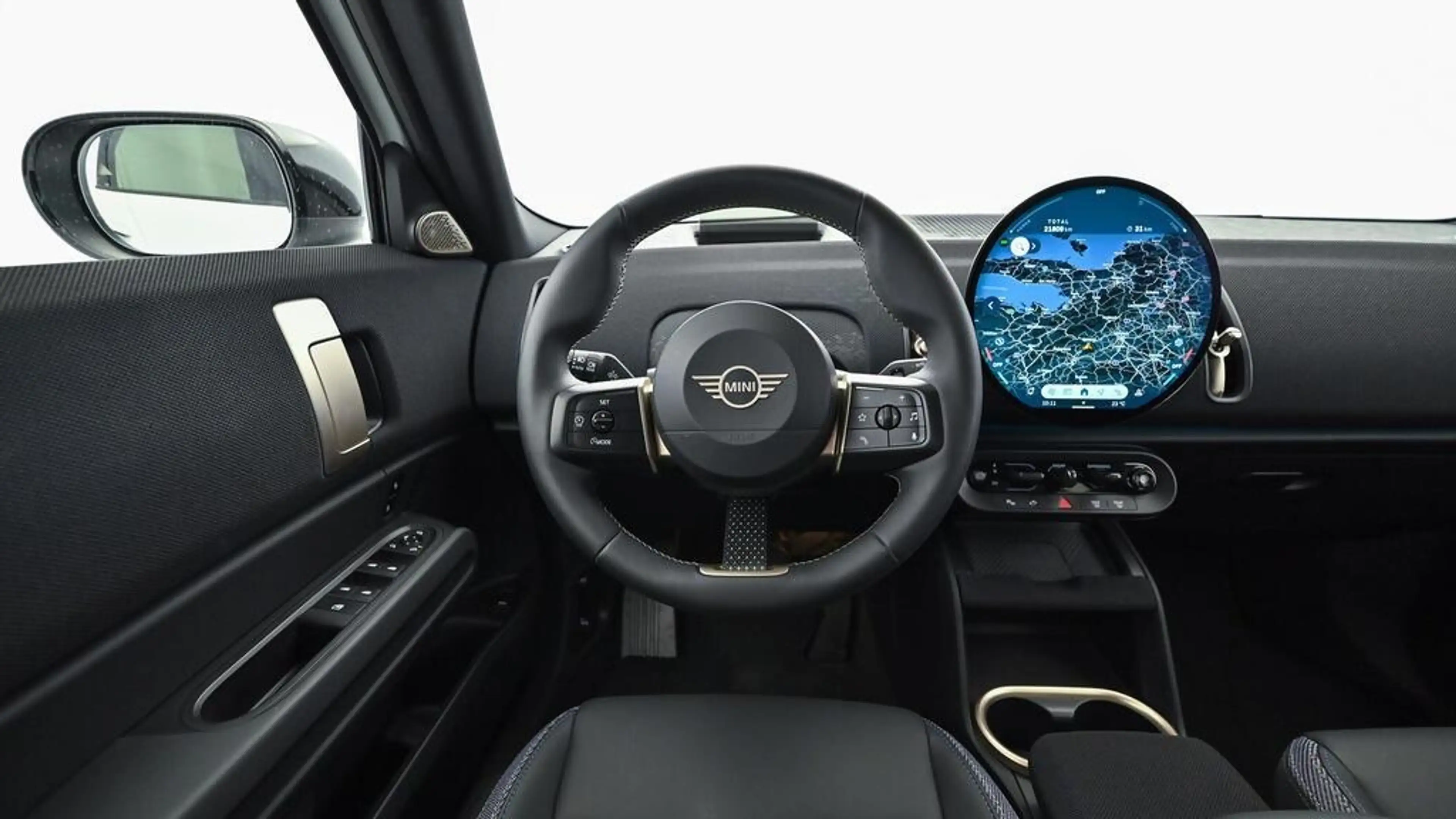 MINI Countryman D — photo 11