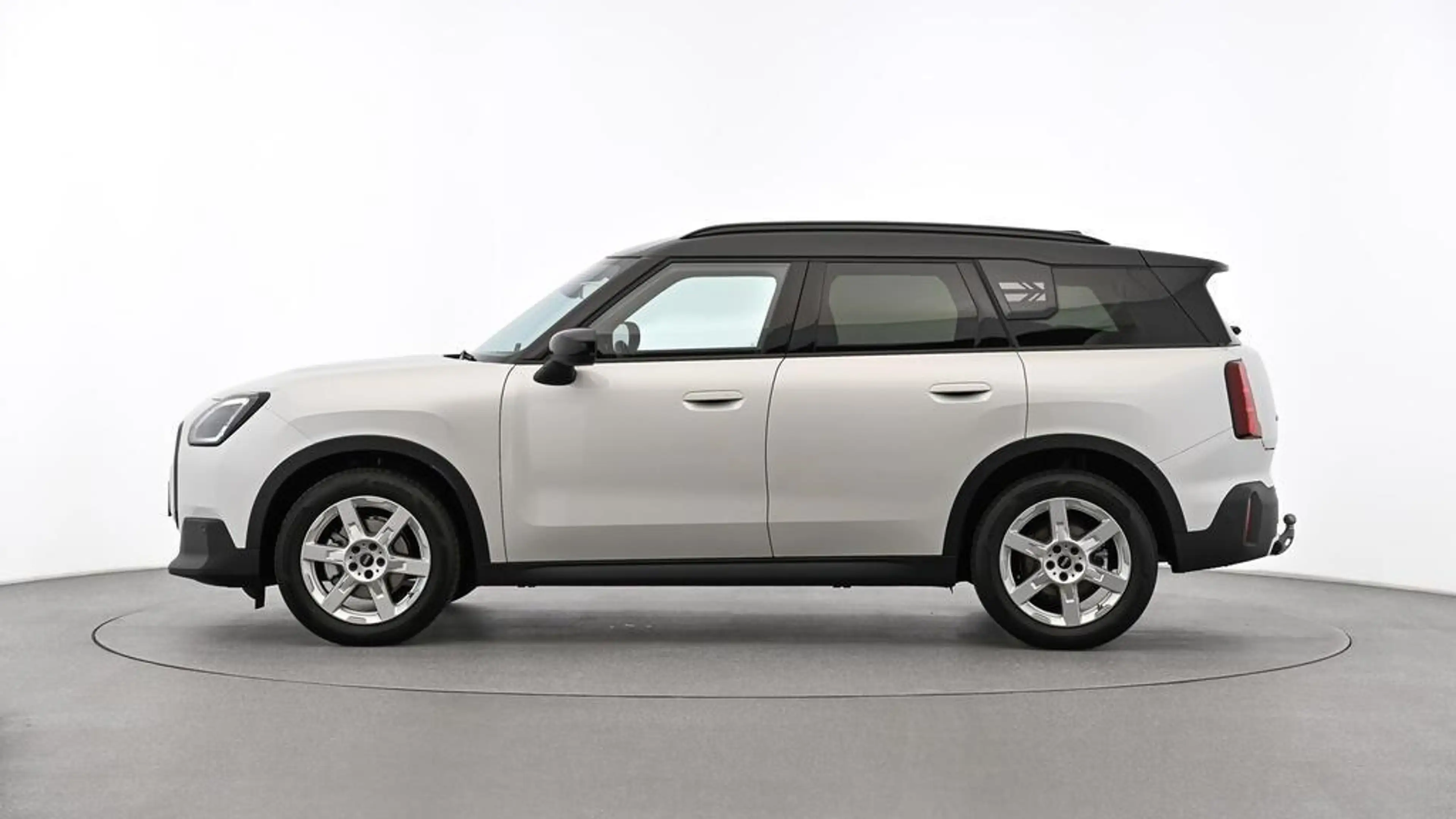 MINI Countryman D — photo 5