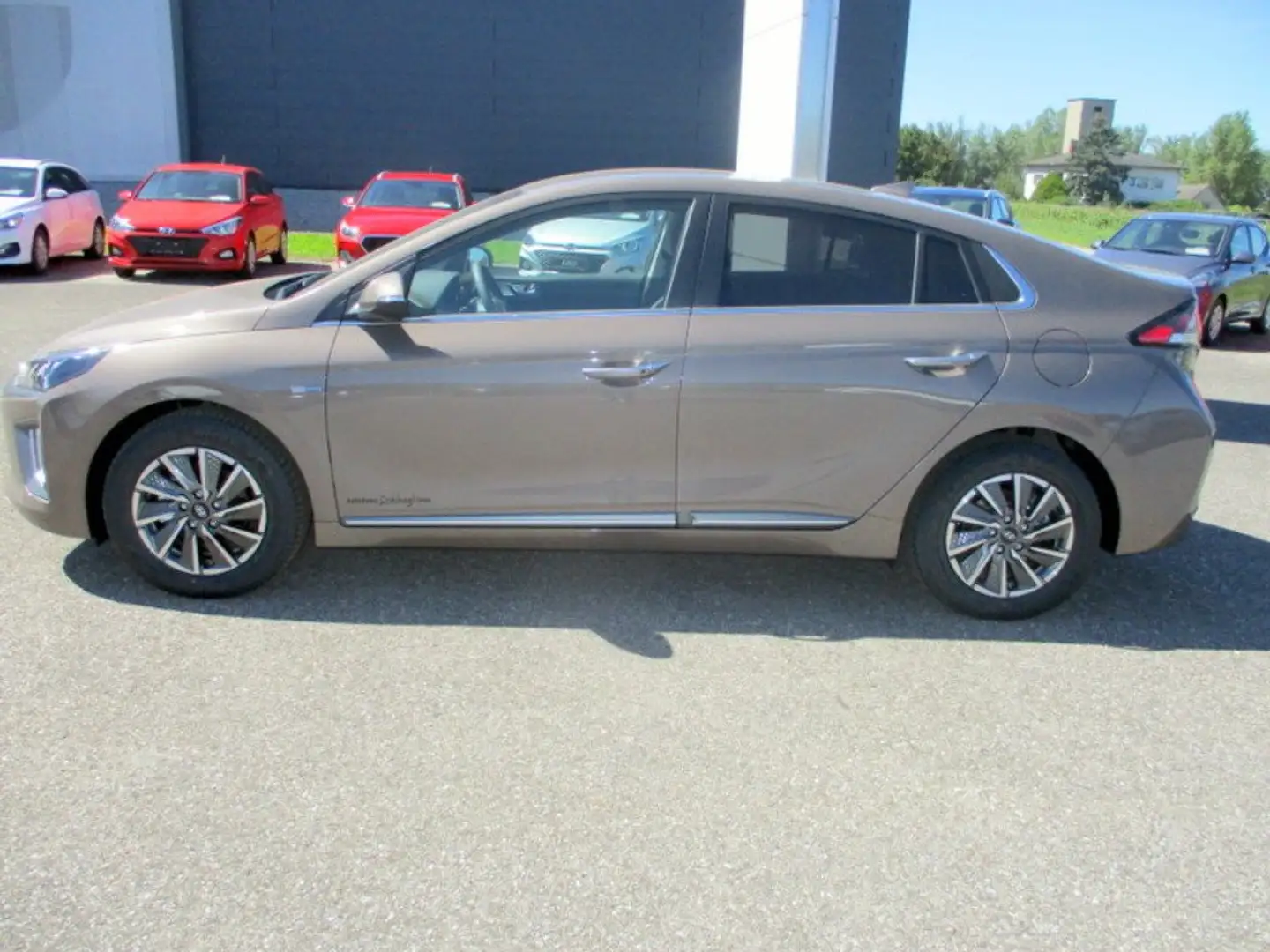 Hyundai IONIQ Elektro Level 4, Wärmep., Navi, Beige - 2