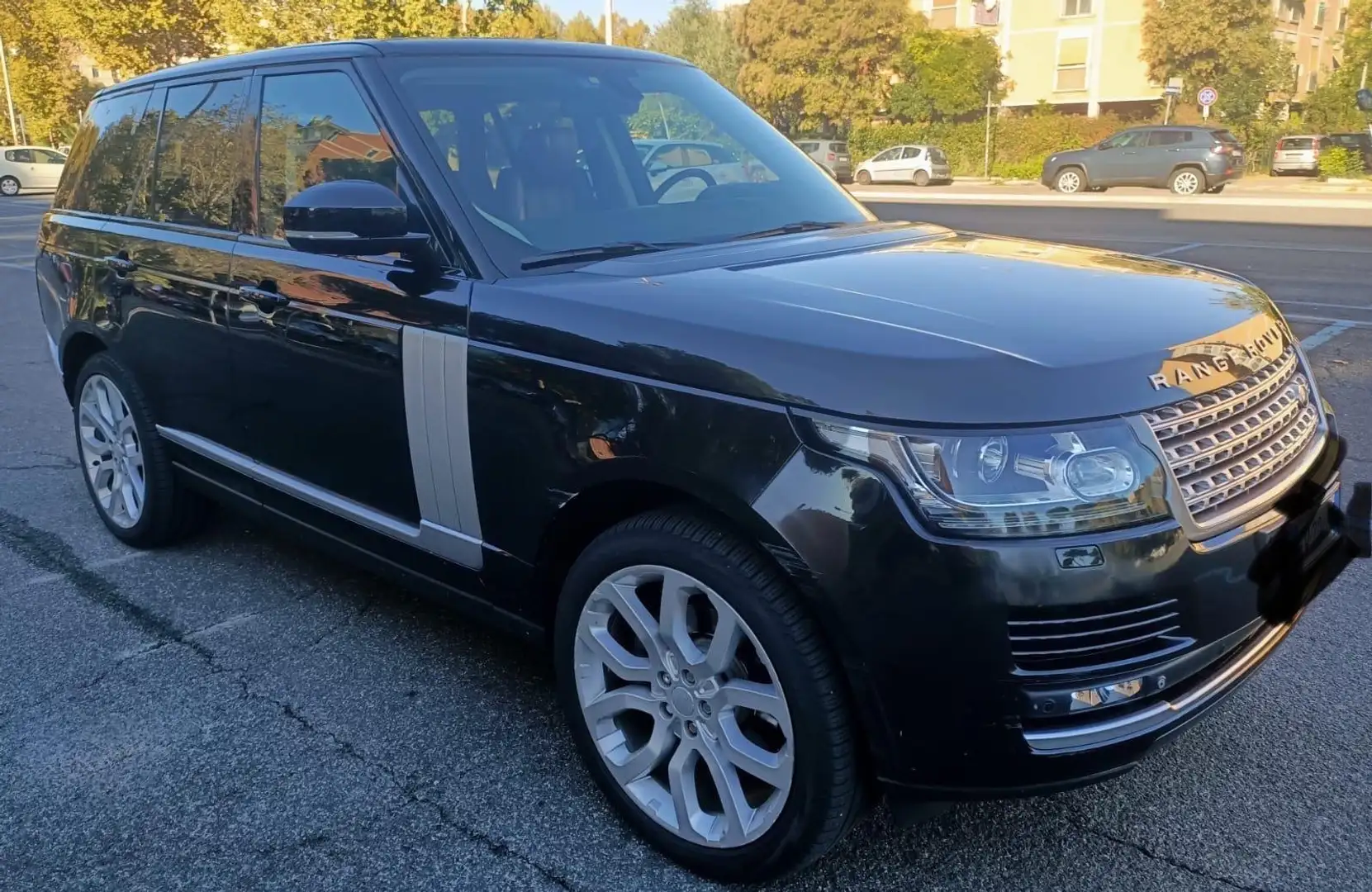 Land Rover Range Rover Range Rover 3.0 tdV6 HSE auto Noir - 2