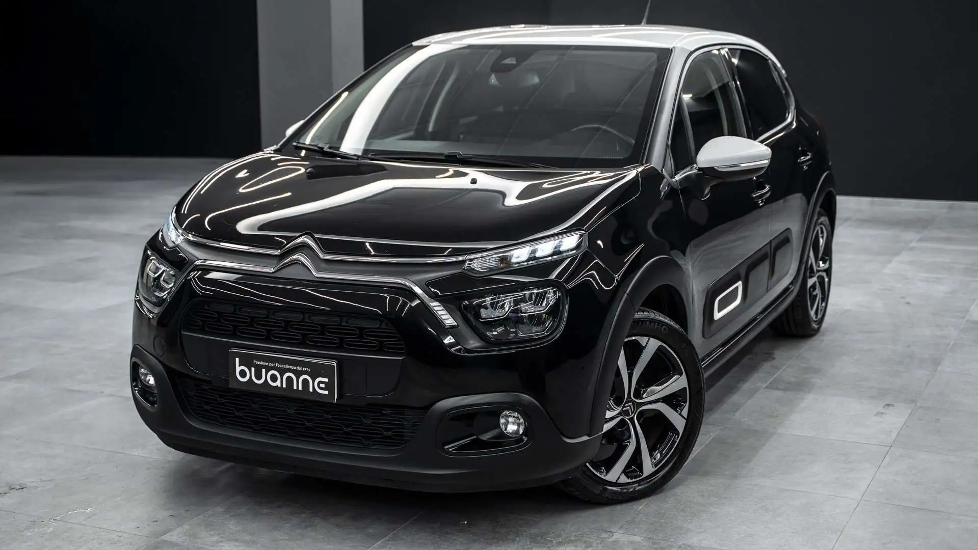 Citroen C3 1.2 puretech Shine Pack S Nav TelecameraPost Italy Nero - 1