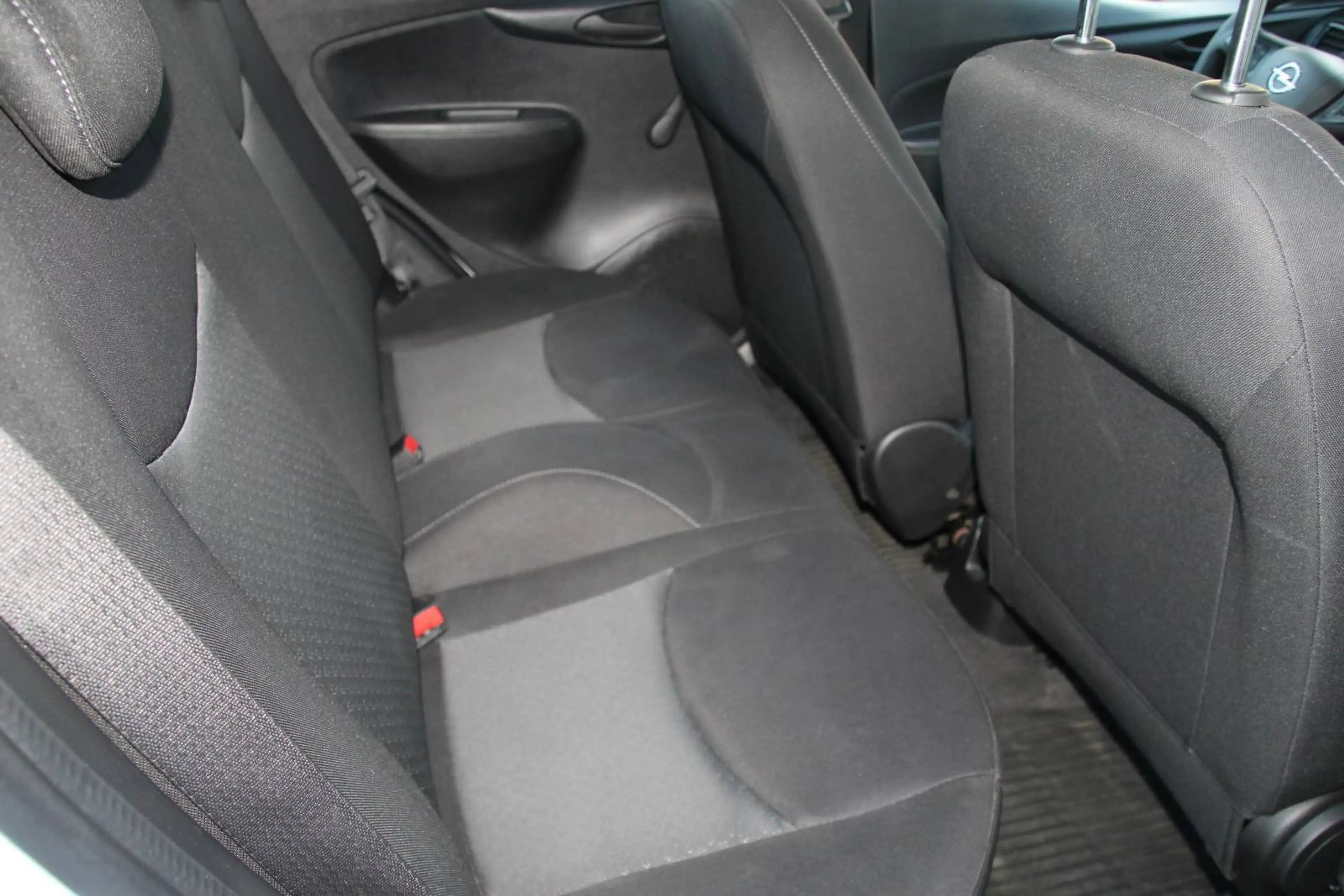 Opel Karl Karl 1.0i Enjoy — photo 8