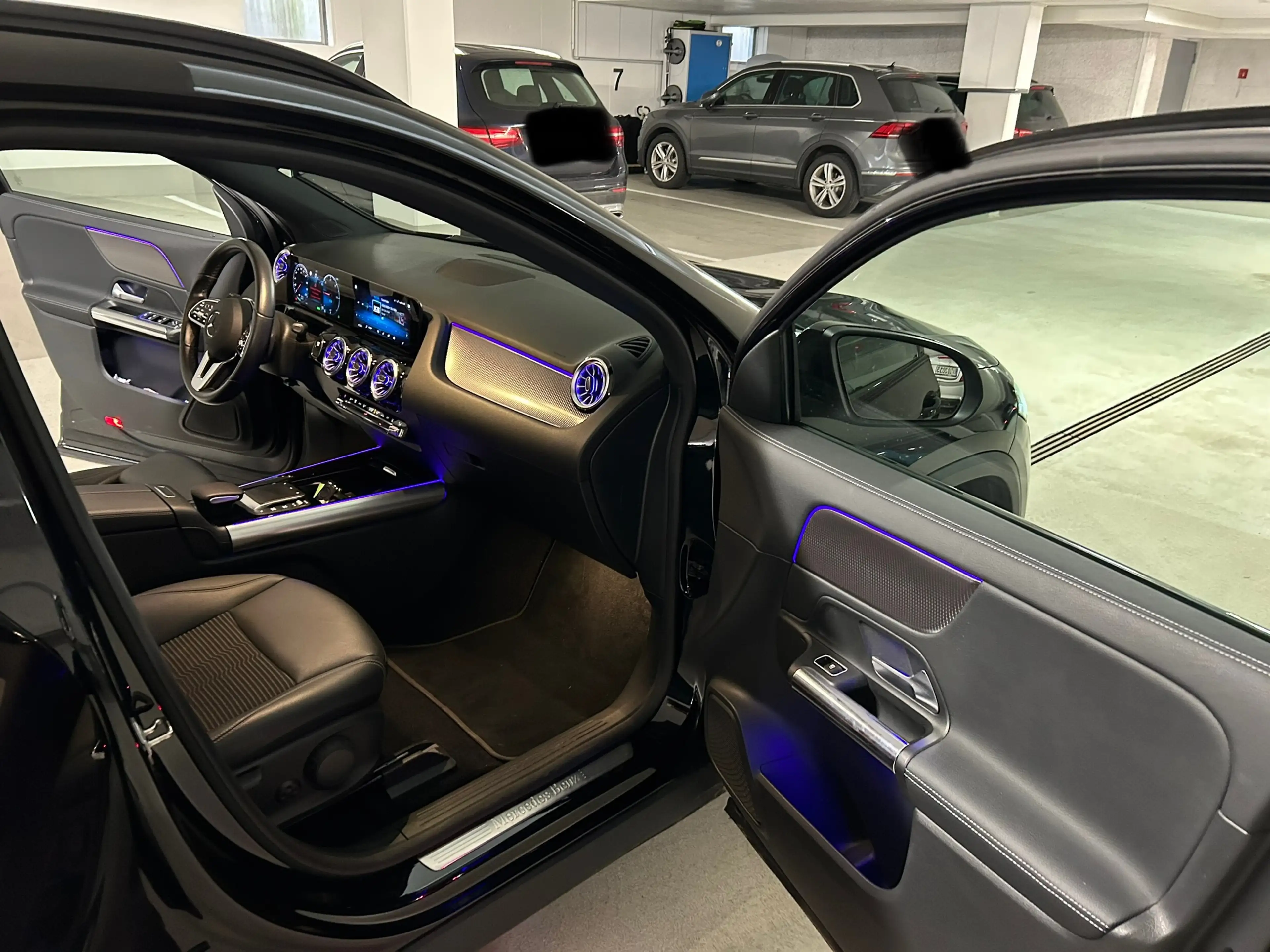 Mercedes-Benz EQA 300 4Matic Progressive — photo 5