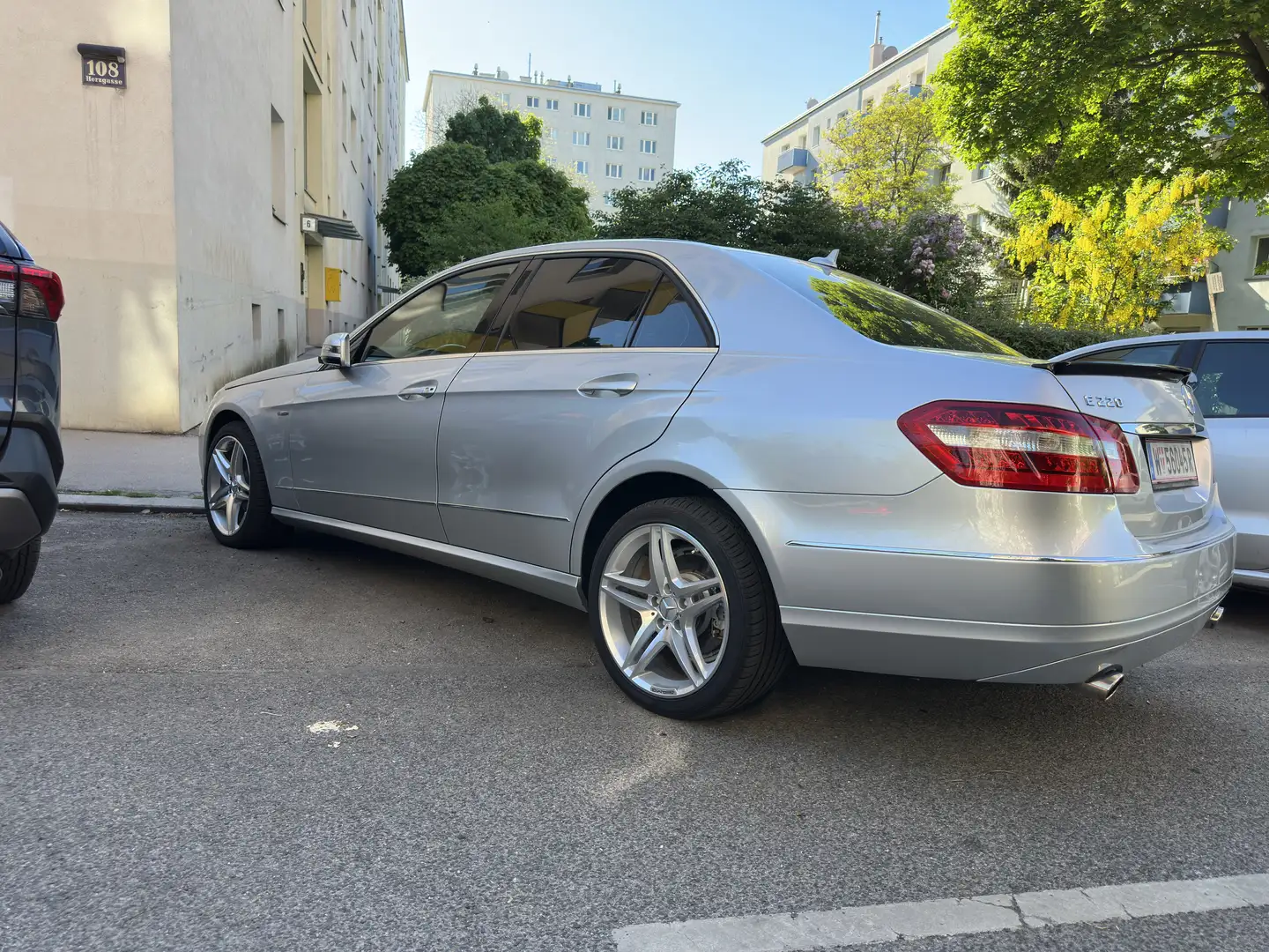 Mercedes-Benz E 220 T CDI Automatik Avantgarde - 2