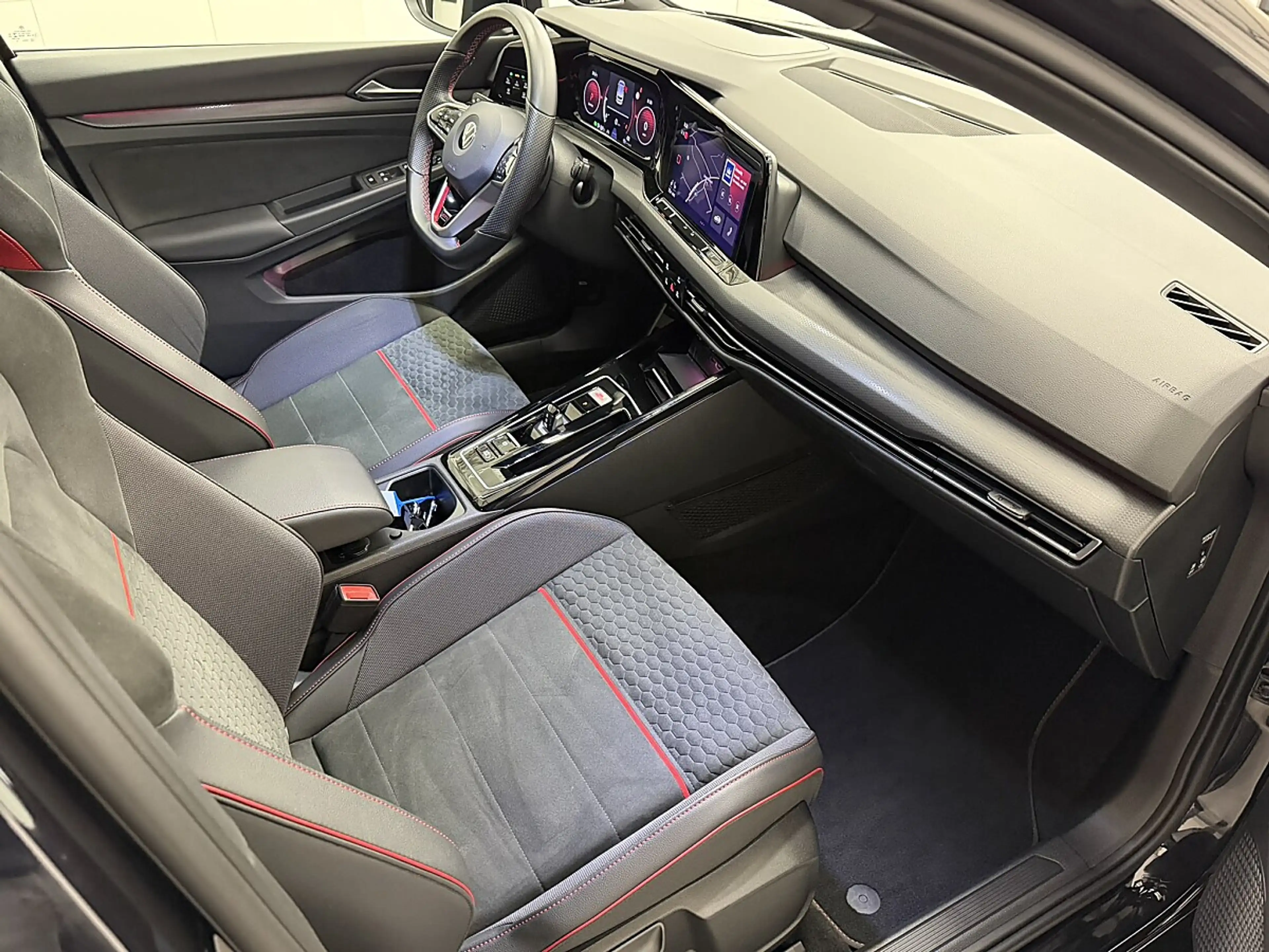 Volkswagen Golf GTI Clubsport DSG. IQ.LIGHT-LED-Matrix/HeadUp/Perfo... — photo 10